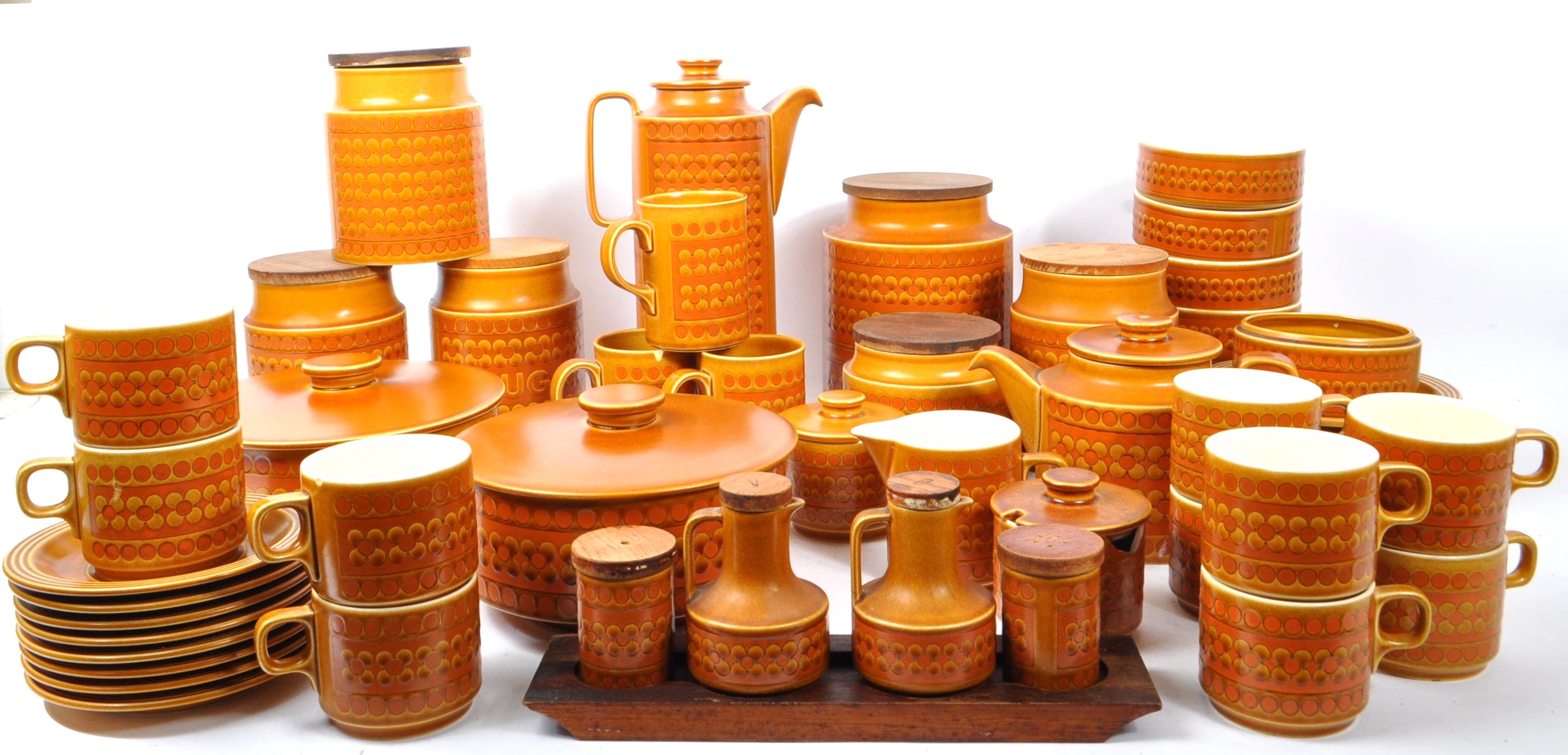 HORNSEA SAFFRON - LARGE COLLECTION OF TEA AND DINNER SERVICE