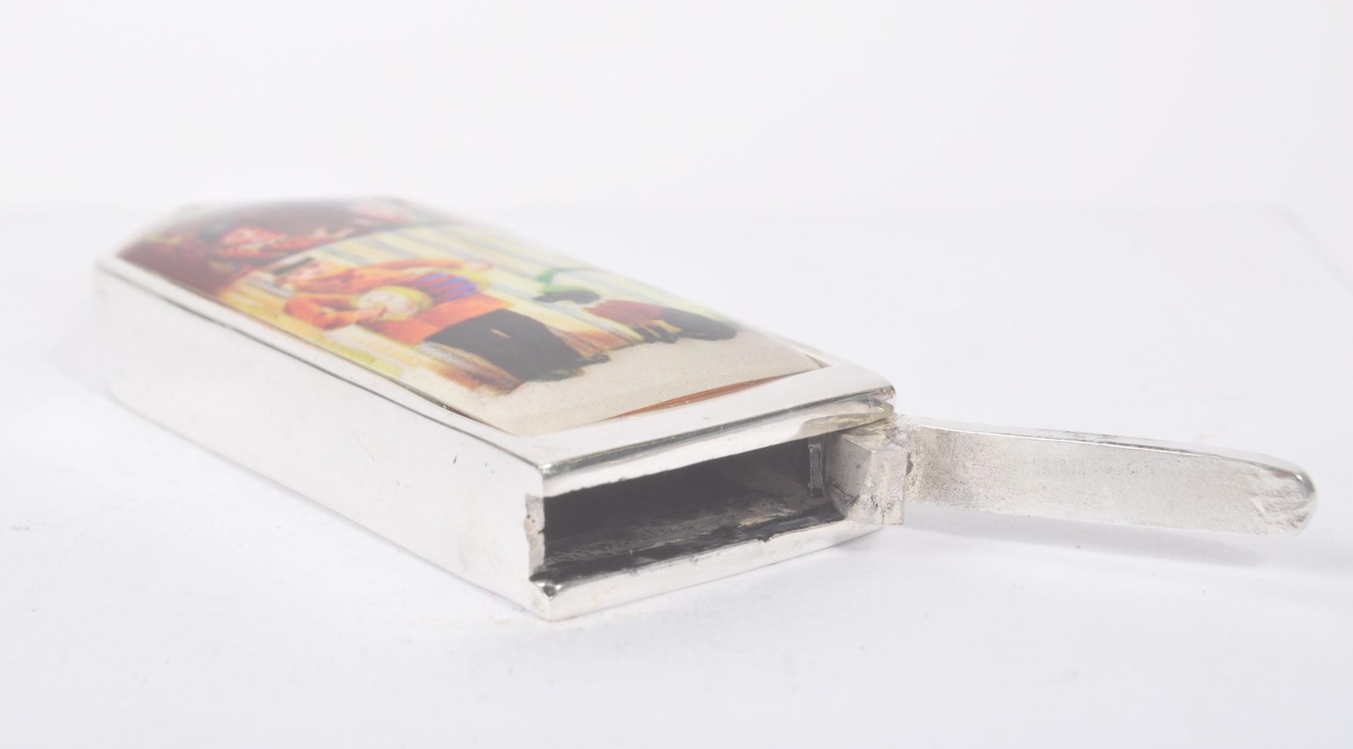 VINTAGE 20TH CENTURY PUNCH & JUDY SILVER VESTA CASE - Image 3 of 4