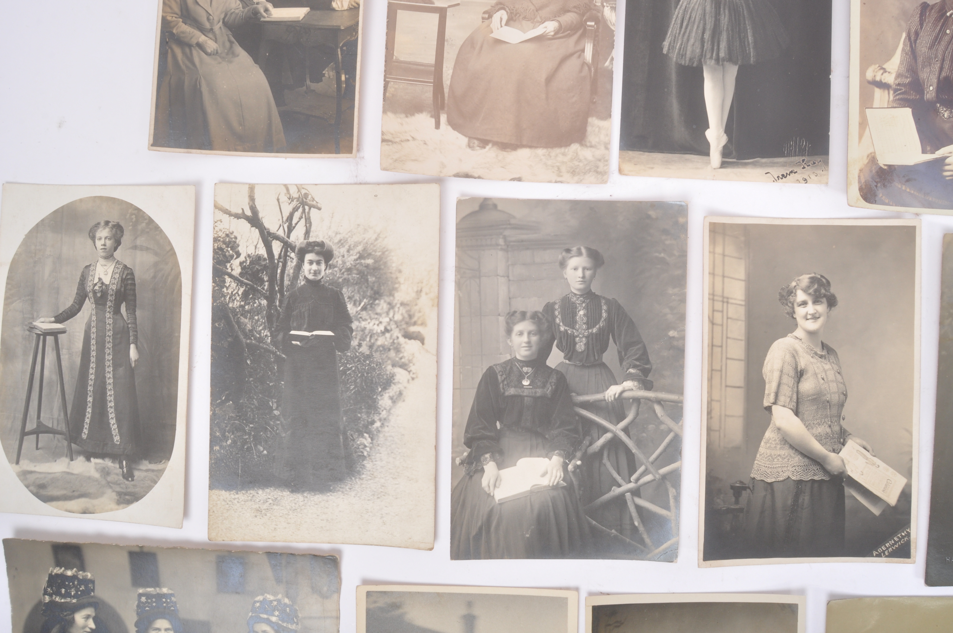 COLLECTION OF REAL PHOTO POSTCARDS OF SOCIAL HISTORY WOMEN - Image 10 of 15