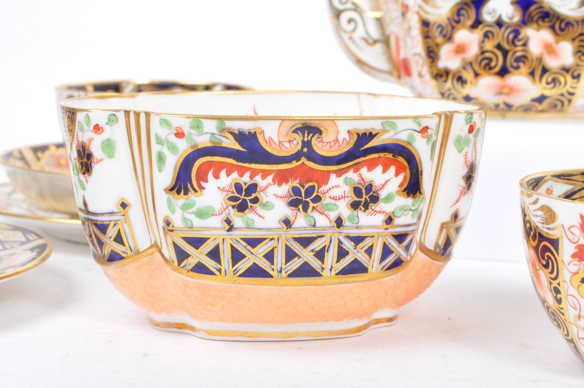 ROYAL CROWN DERBY - IMARI TRADITIONAL 2451 TEA SERVICE - Image 7 of 9