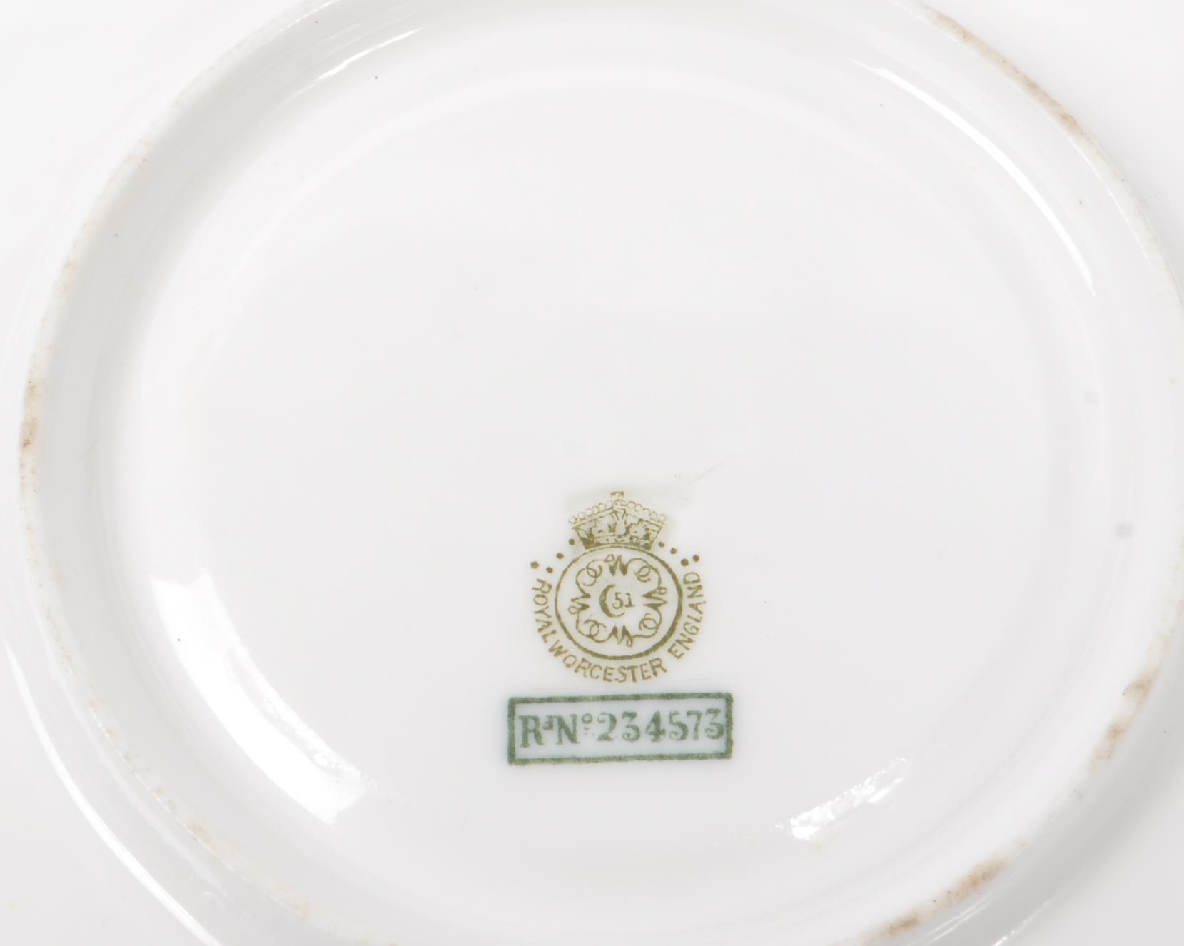 ROYAL WORCESTER - LATE 19TH CENTURY GILT CUP & SAUCER - Image 5 of 8