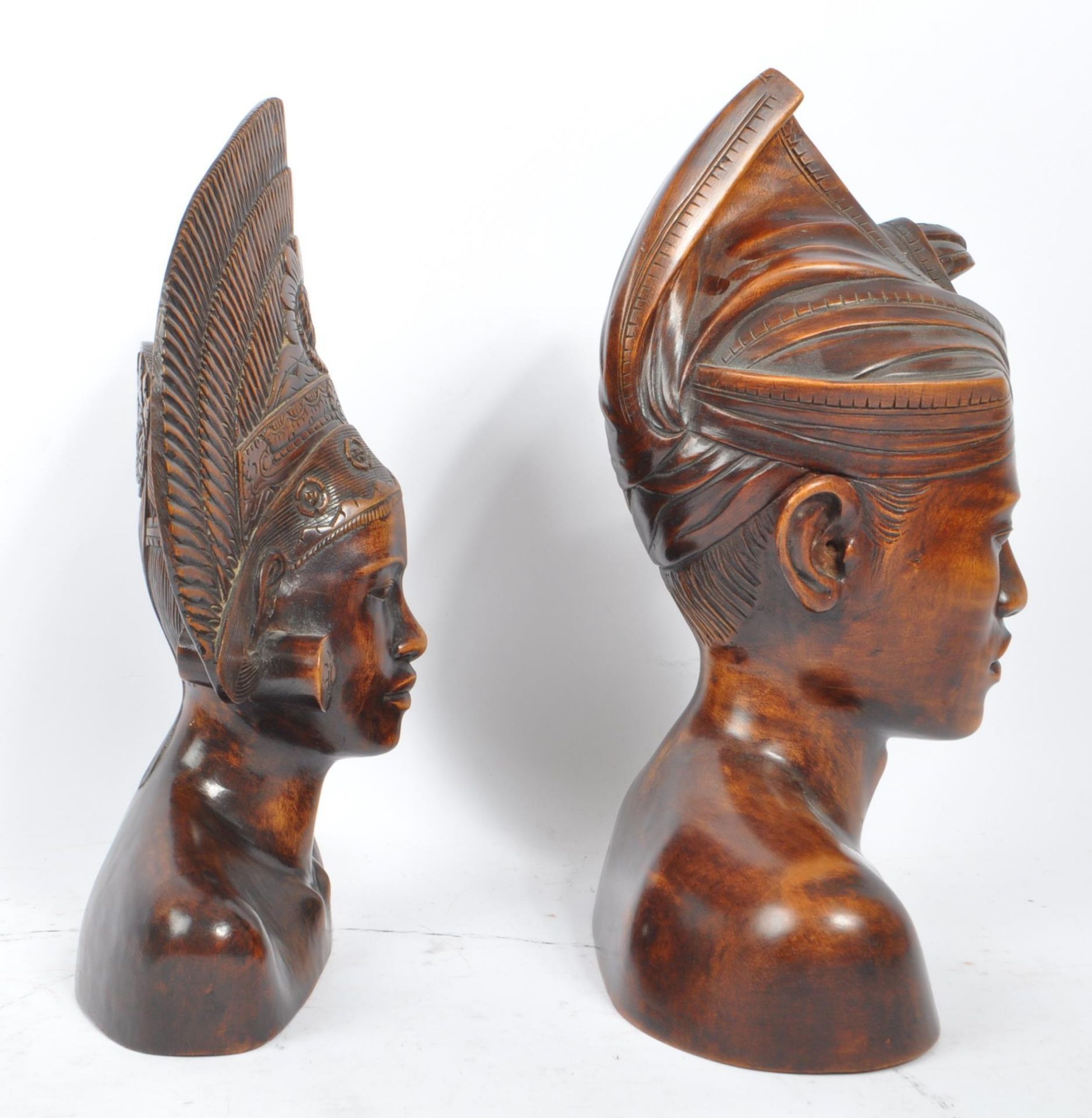 TWO MID CENTURY BALINESE HARDWOOD BUSTS - Image 4 of 8