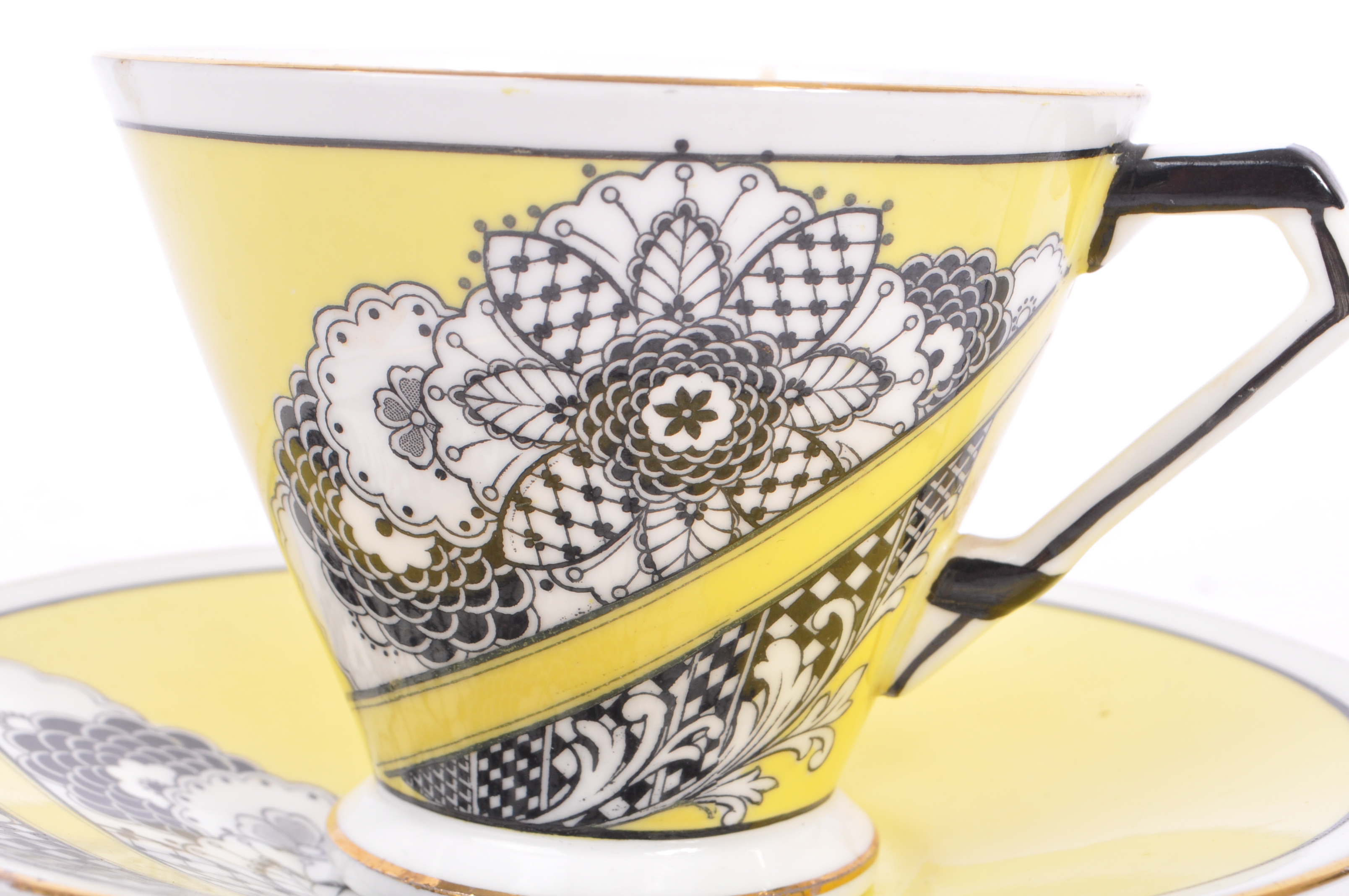 1930S 20TH CENTURY ART DECO HAMMERSLEY PORCELAIN CUP & SAUCER - Image 3 of 6
