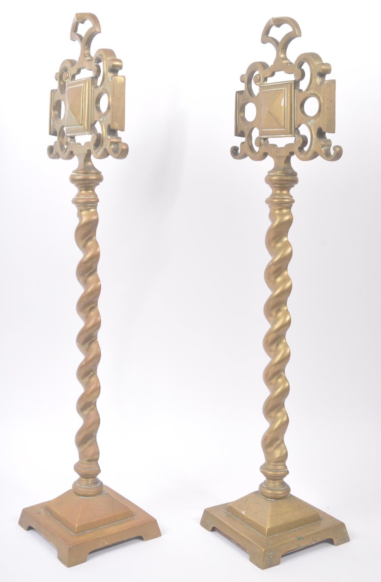 PAIR OF 19TH CENTURY VICTORIAN BRASS ANDIRONS - Image 2 of 5