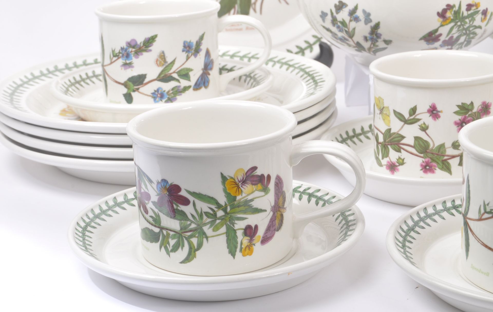 COLLECTION OF PORTMEIRION BOTANIC GARDEN DINNER / TEA SERVICE - Bild 2 aus 10