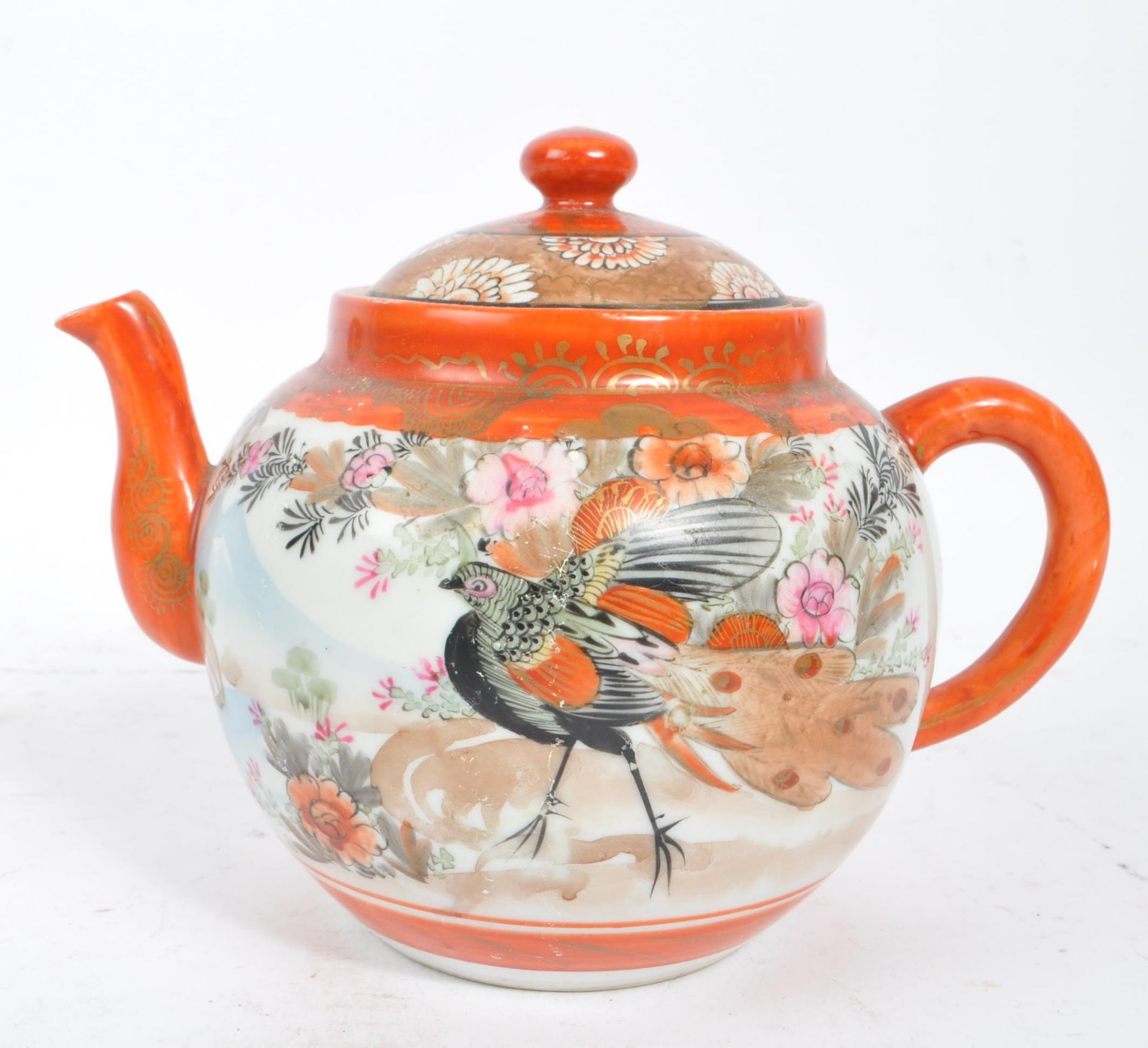 1920S CHINESE TEAPOT WITH ACCOMPANYING JAPANESE TEAPOT - Image 3 of 9