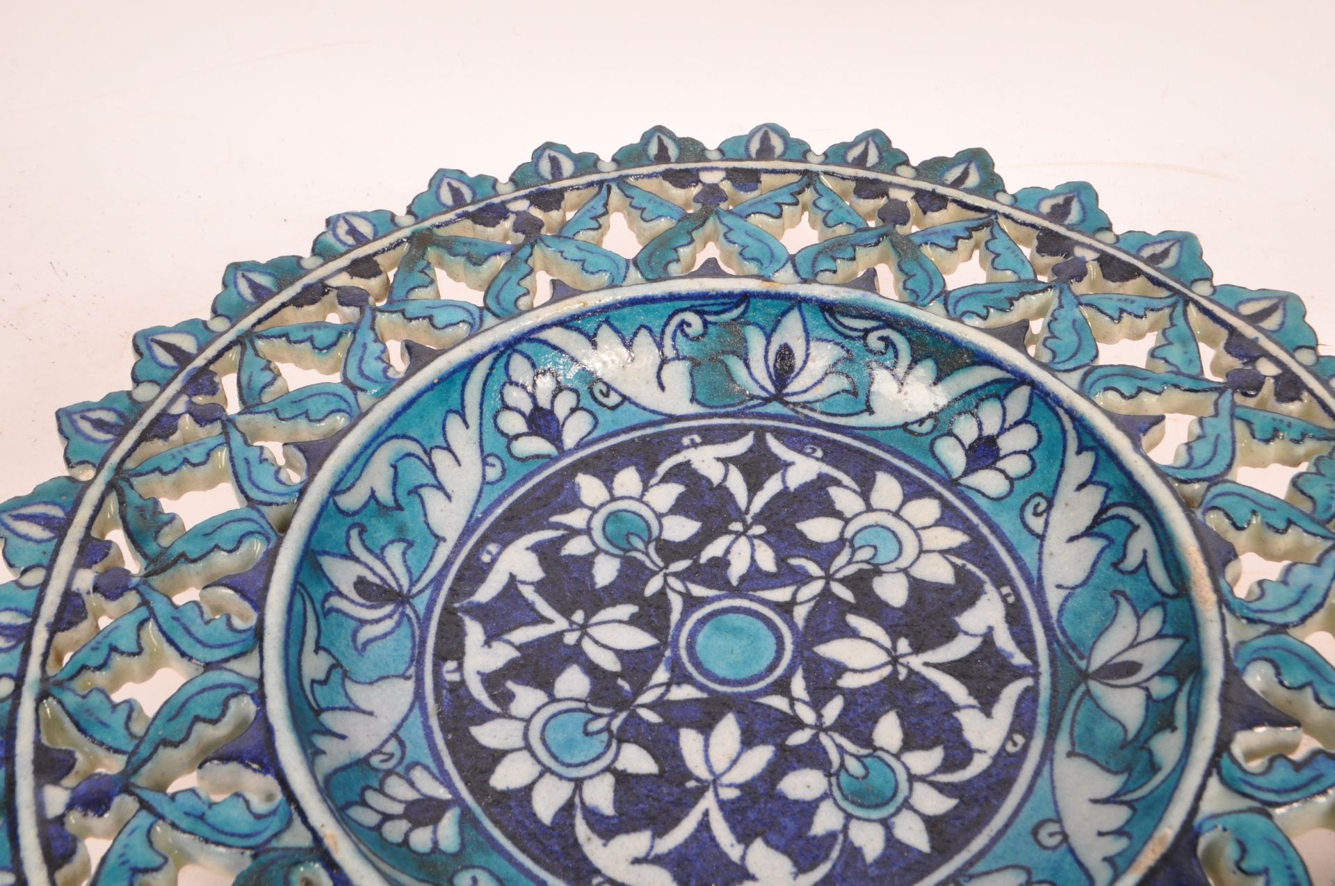 PAIR OF ISLAMIC BLUE PIERCED TIN GLAZED CHARGERS - Image 4 of 5