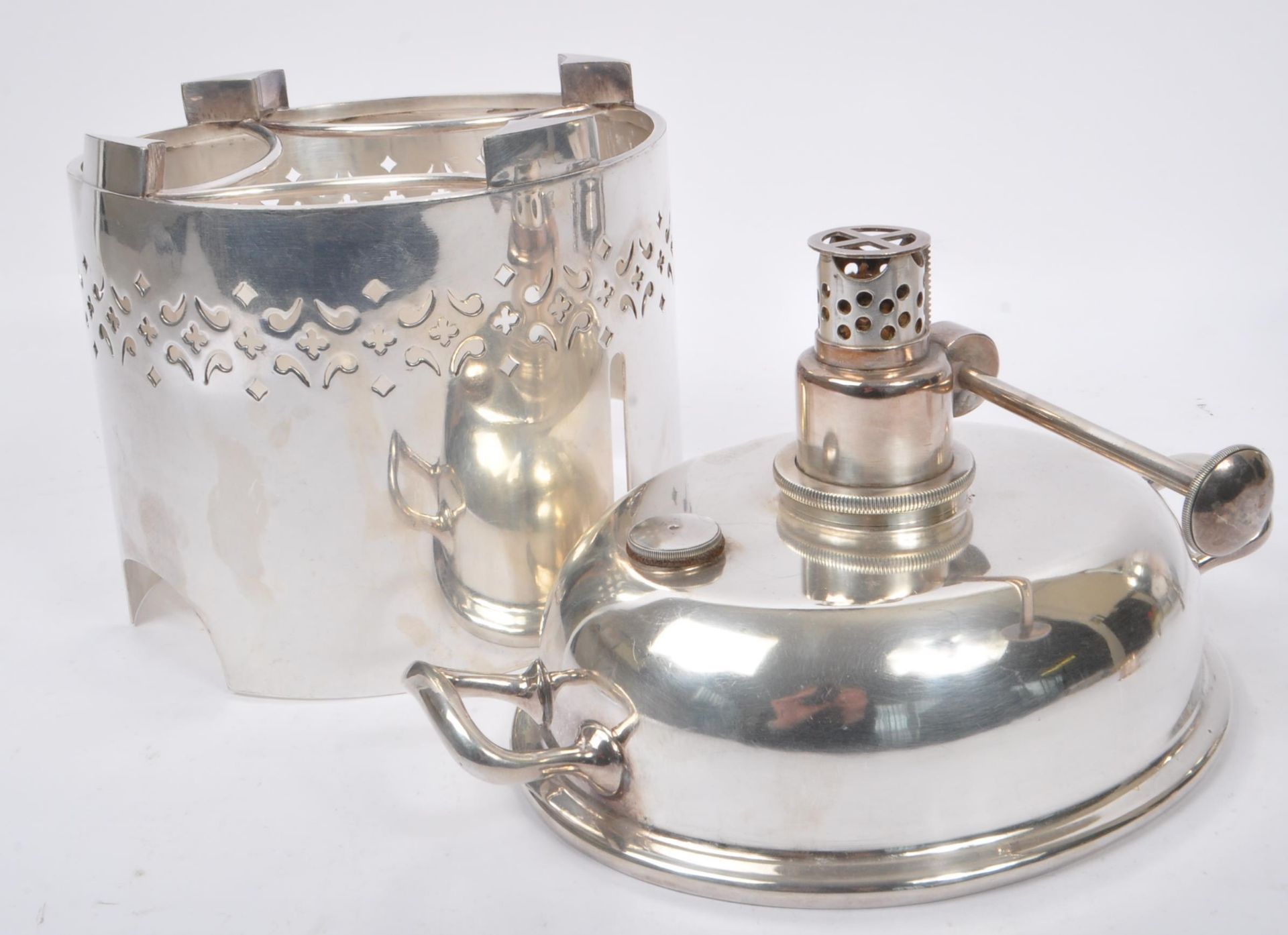 EARLY 20TH CENTURY EPNS SILVER BURNER & CODDLER - Bild 5 aus 10