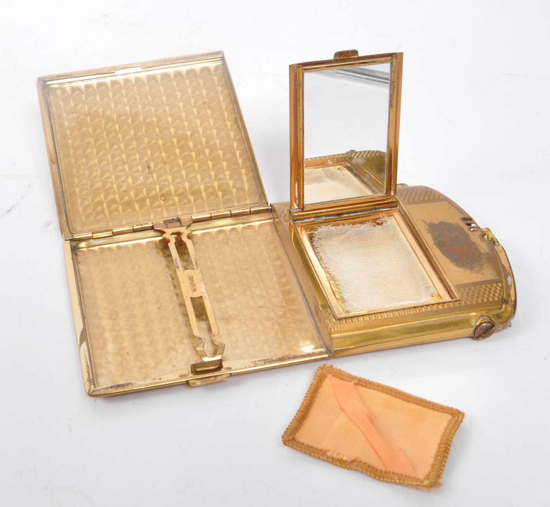 VINTAGE 20TH CENTURY 1940S LADIES GILT METAL CIGARETTE CASE - Image 4 of 5