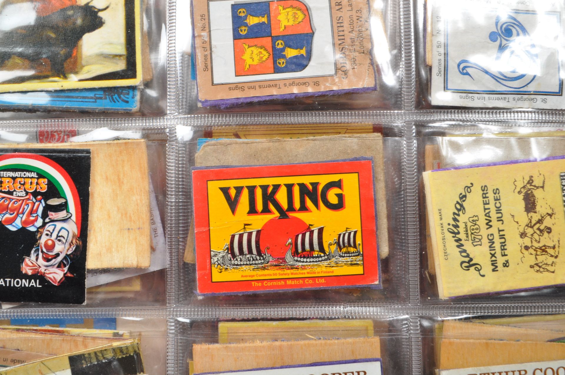 COLLECTION OF 20TH CENTURY MATCHBOXES & CIGARETTE CARTONS - Bild 6 aus 6