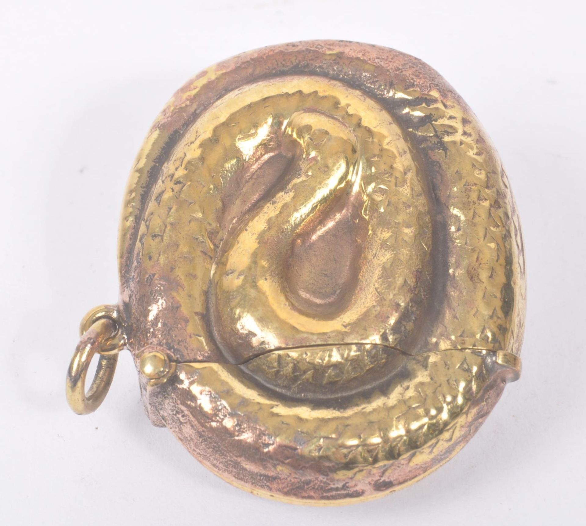 VINTAGE 20TH CENTURY GILT METAL SNAKE VESTA CASE - Bild 2 aus 5