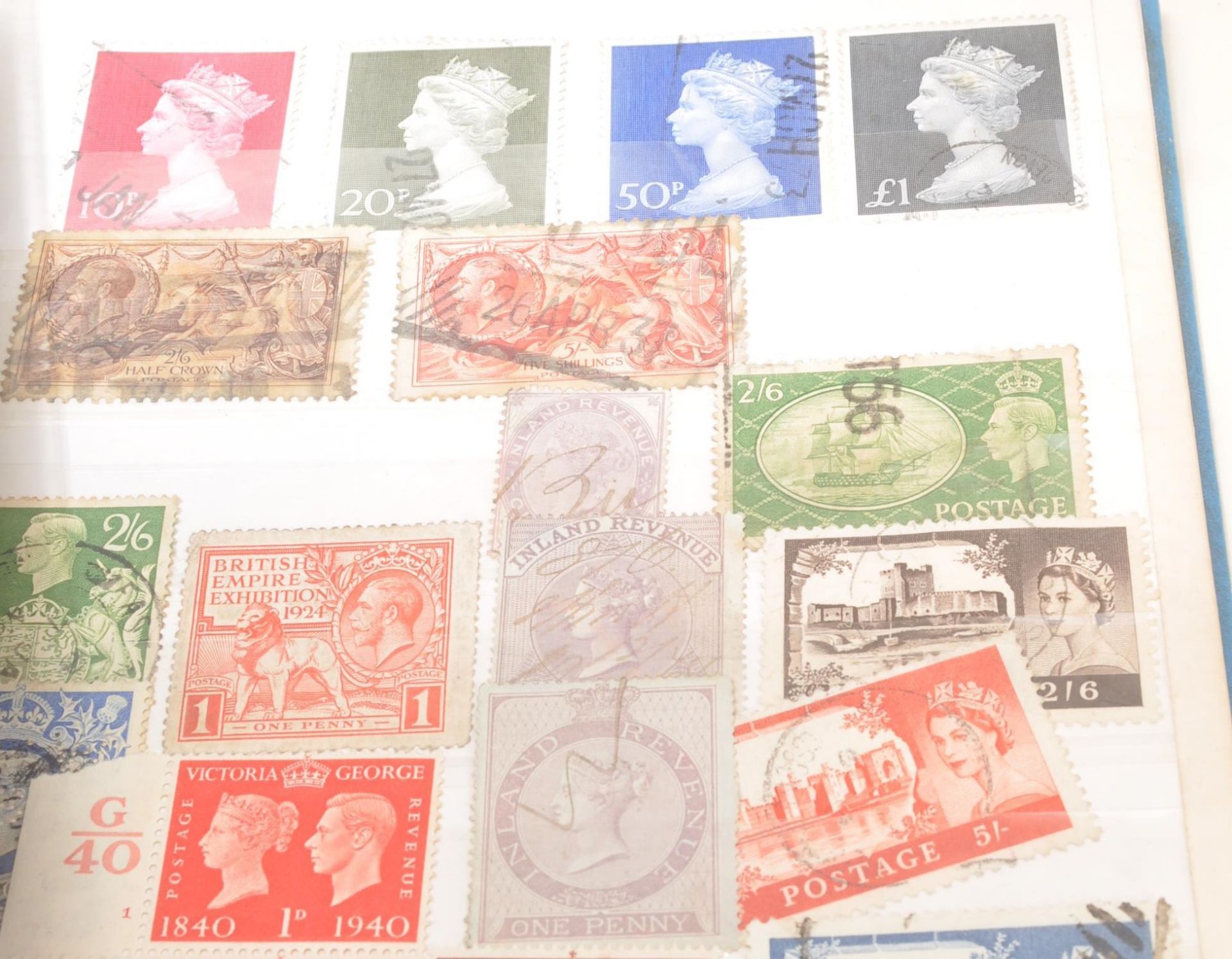 COLLECTION OF BRITISH & FOREIGN STAMPS / PRESENTATION PACKS - Image 6 of 8