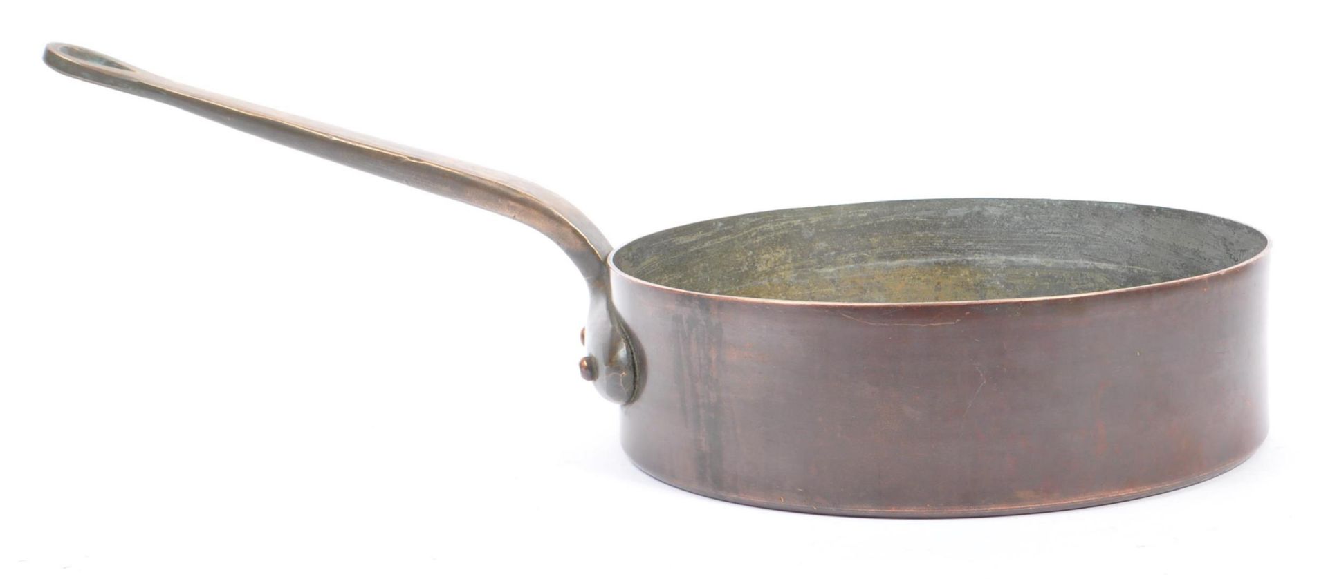 LARGE HEAVYWEIGHT MID 20TH CENTURY COPPER & BRONZE SKILLET PAN - Bild 3 aus 5