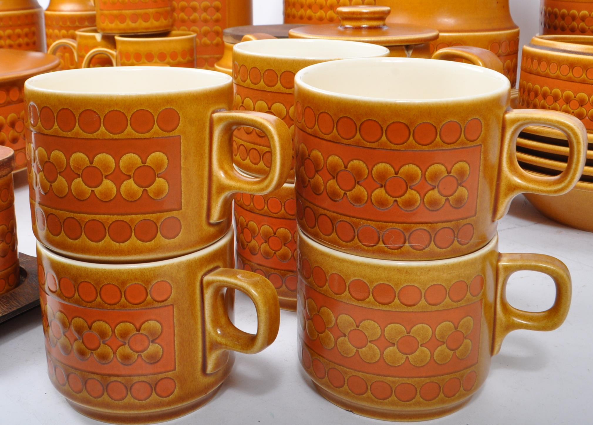 HORNSEA SAFFRON - LARGE COLLECTION OF TEA AND DINNER SERVICE - Image 6 of 8