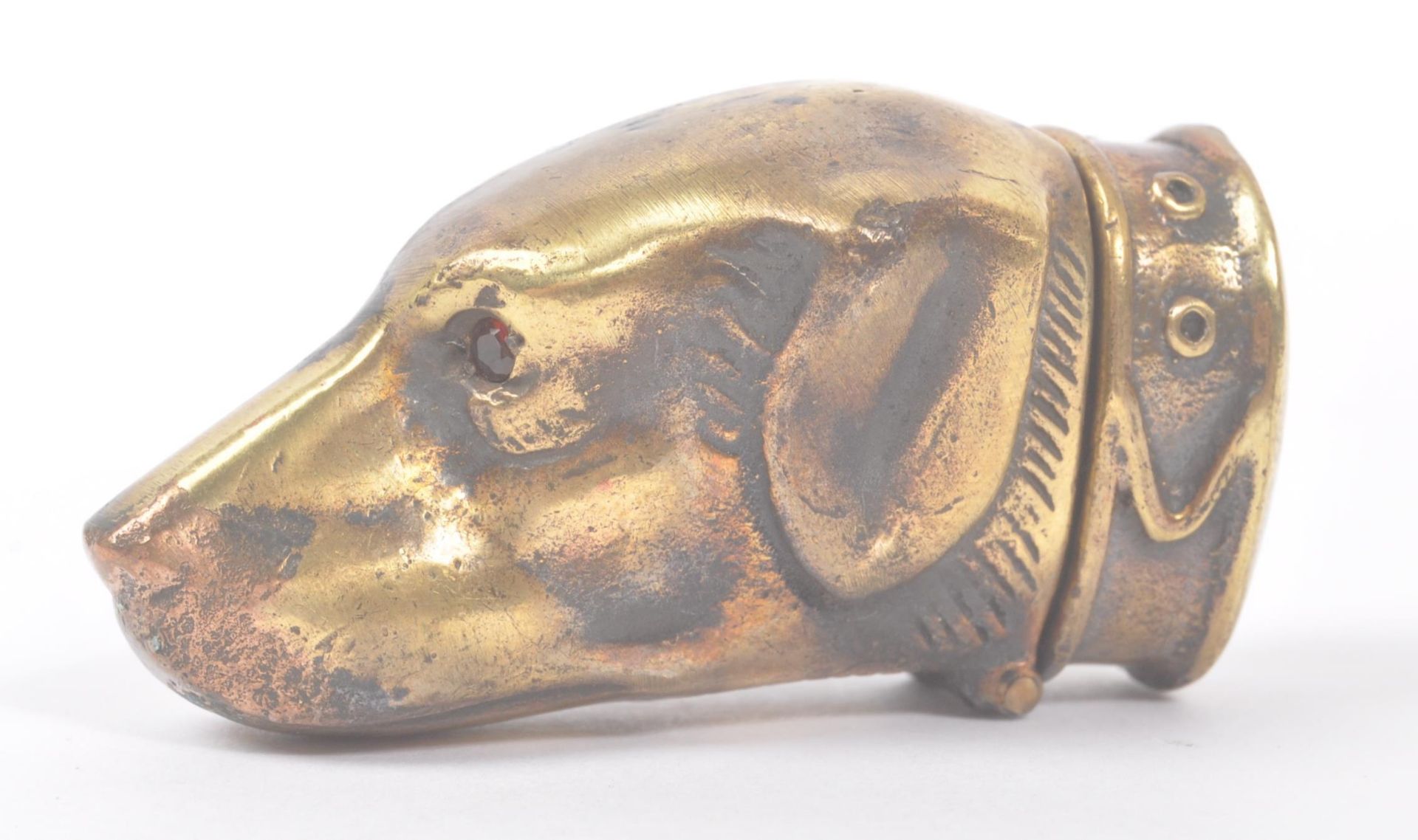 BRASS DOG'S HEAD VESTA CASE WITH RED EYES - Bild 3 aus 6