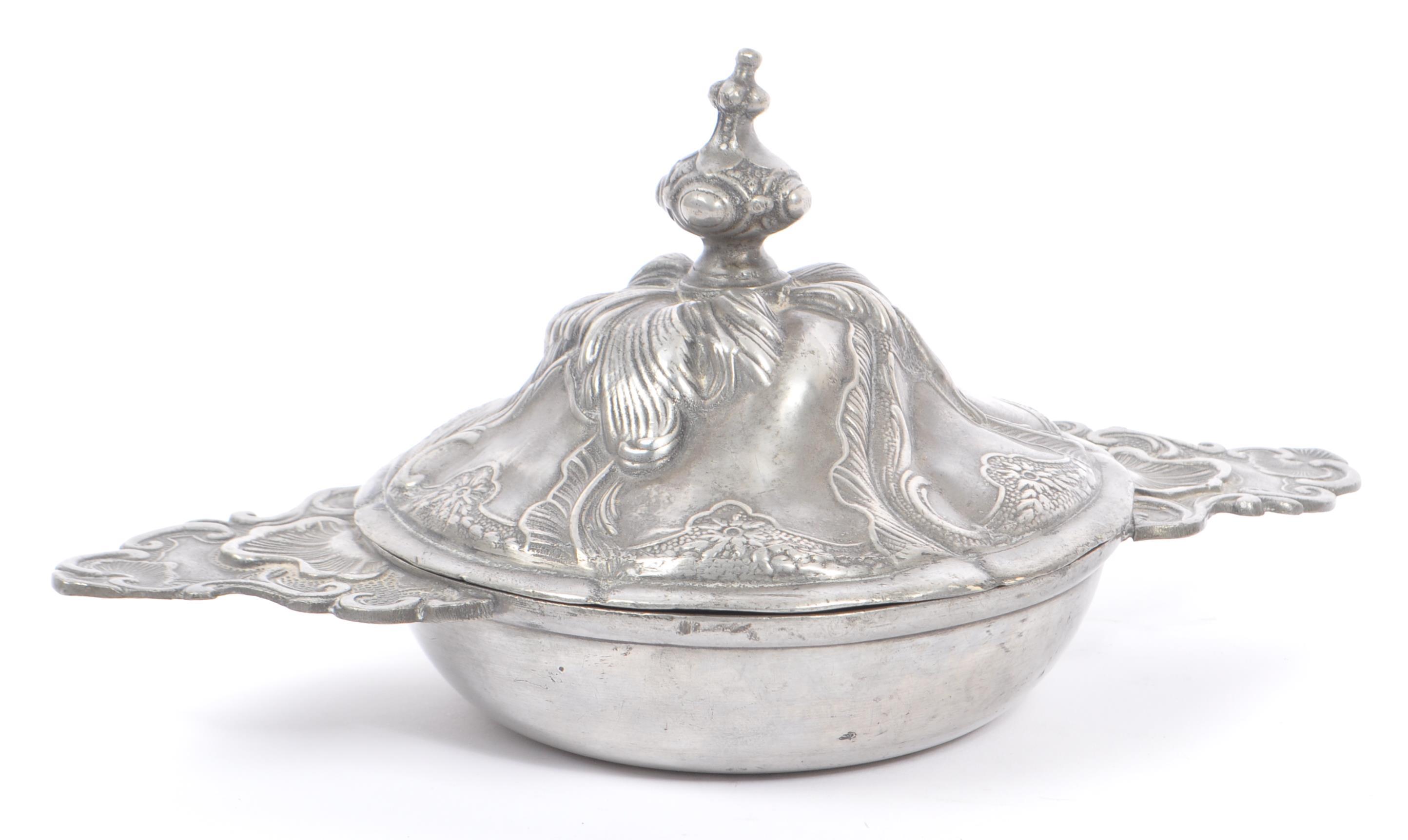 19TH CENTURY ART NOUVEAU LIDDED PEWTER POT