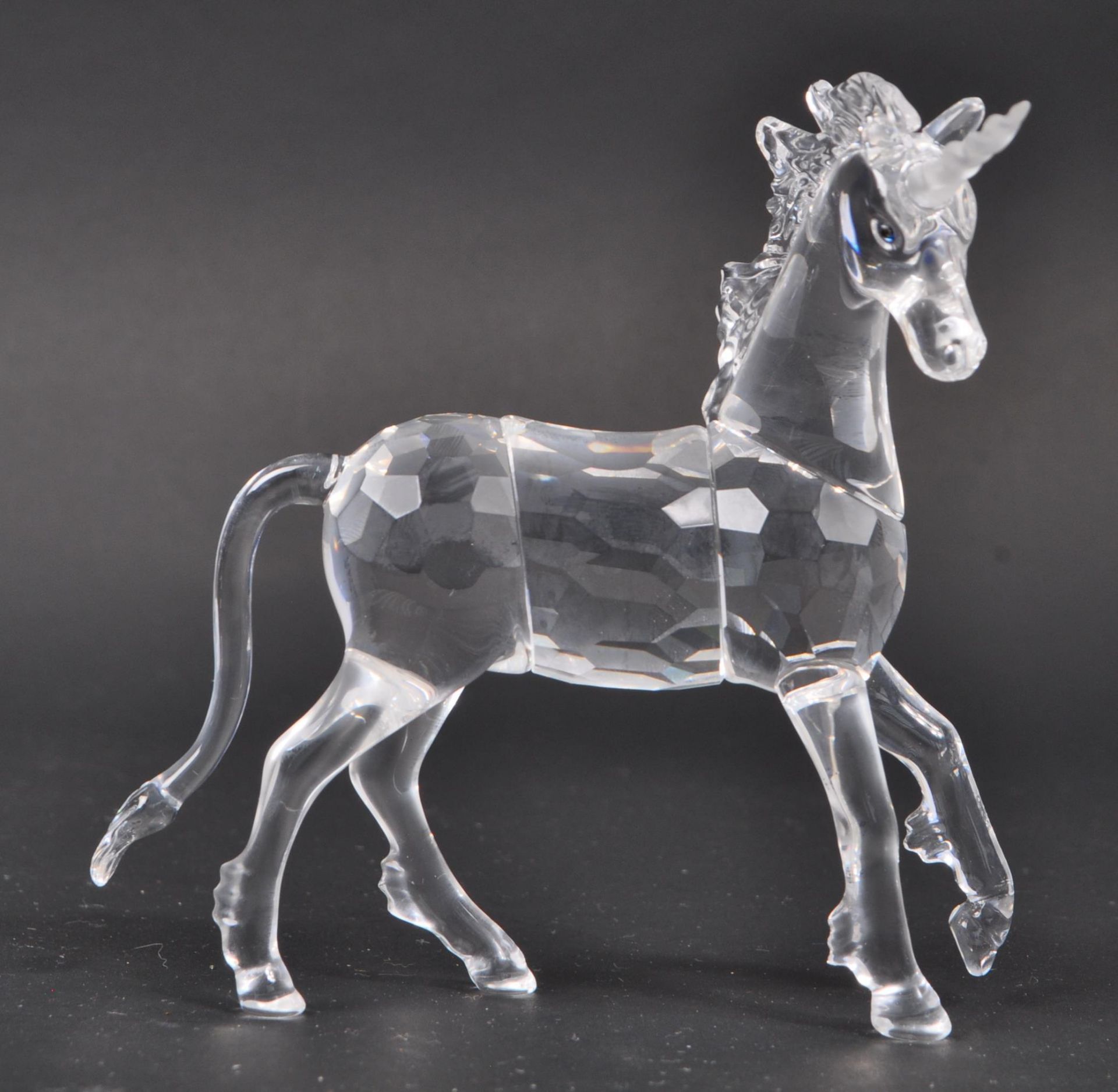 SWAROVSKI - COLLECTION OF DECORATIVE ANIMAL FIGURES - Image 2 of 12