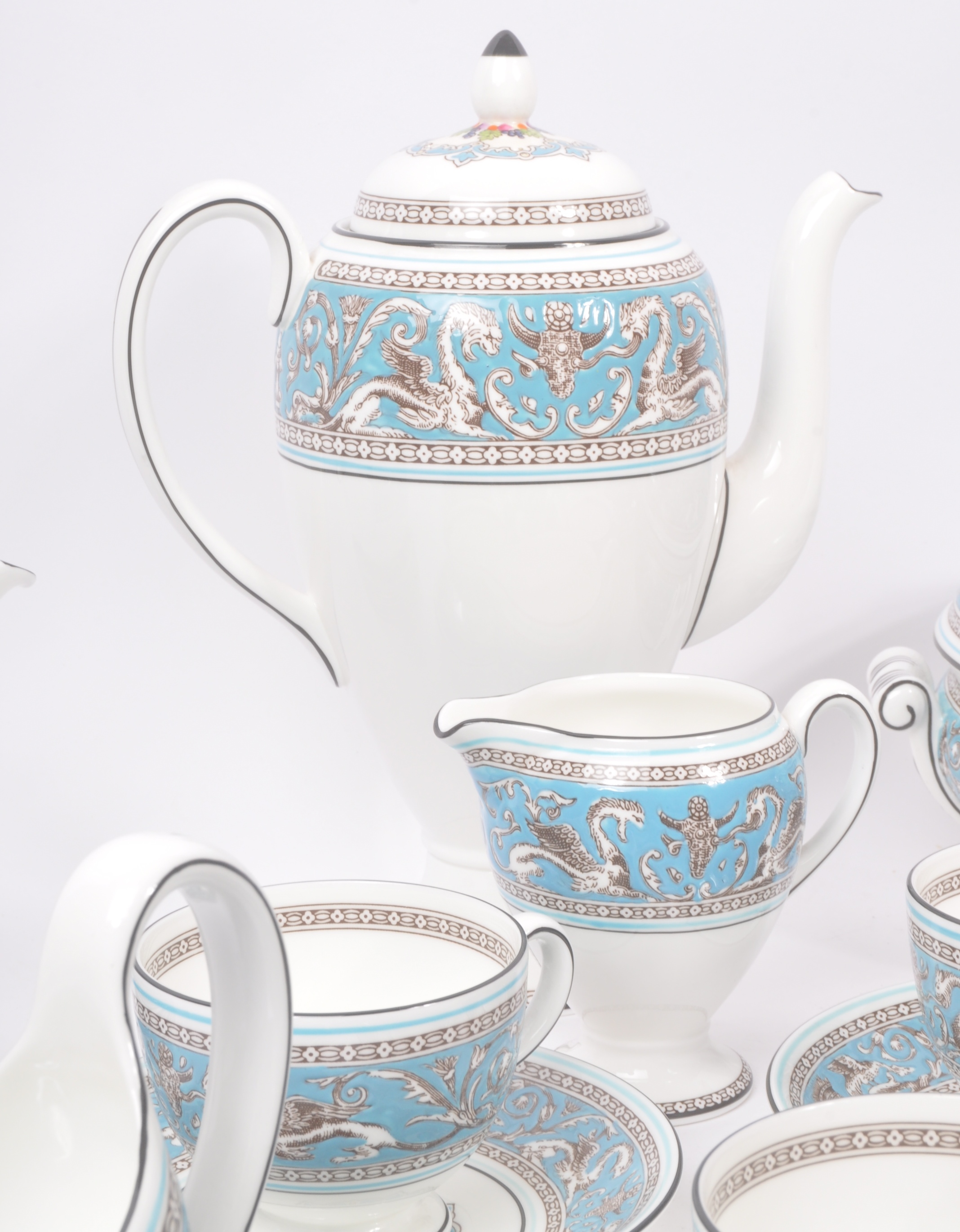 WEDGWOOD - FLORENTINE TEA AND COFFEE SERVICE - Image 9 of 11