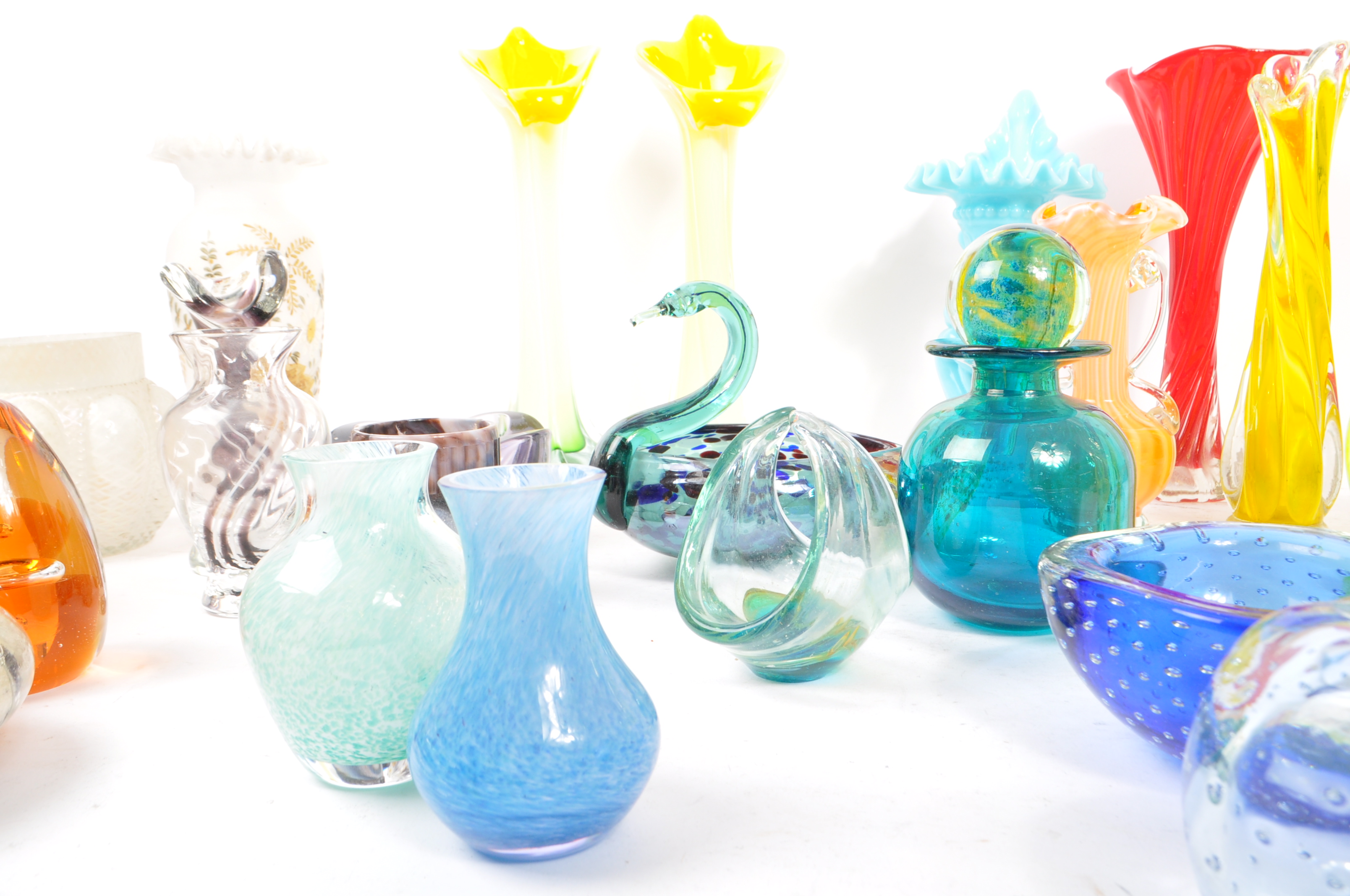 MDINA - COLLECTION OF 20TH CENTURY STUDIO ART GLASS - Bild 6 aus 7