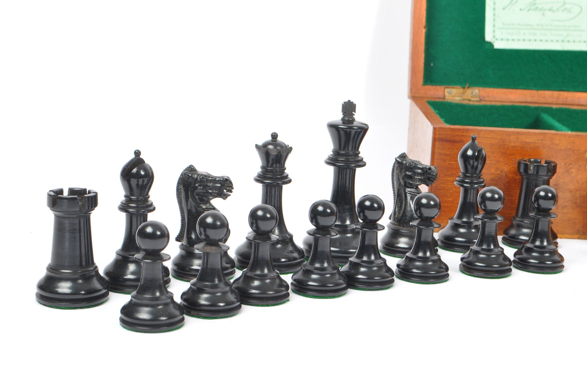 J. JAQUES & SON - EARLY 20TH CENTURY CHESS SET - Image 2 of 10