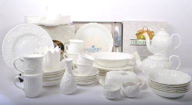 COALPORT - COLLECTION OF COUNTRYWARE TEA AND DINNER SET