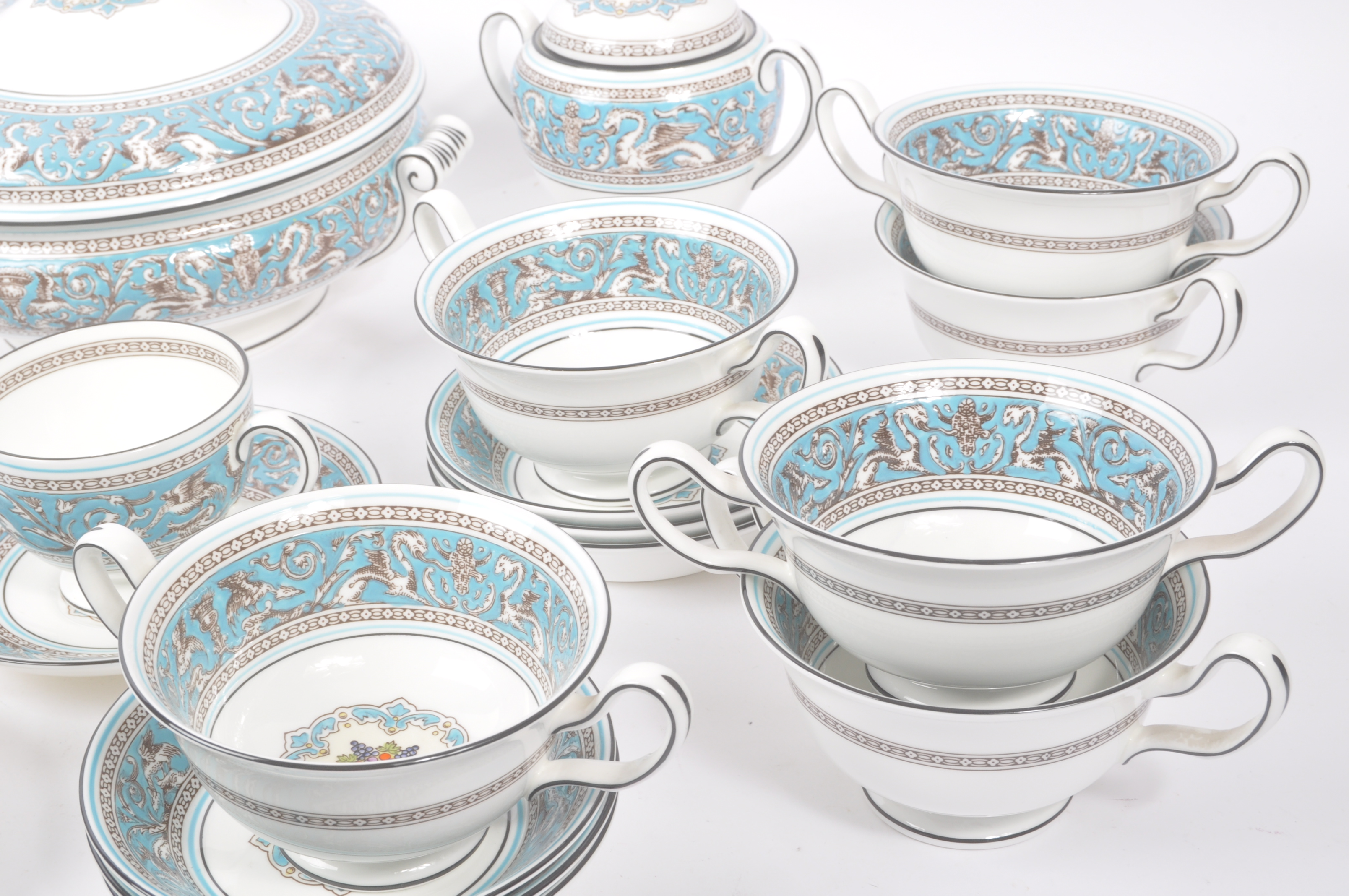 WEDGWOOD - FLORENTINE TEA AND COFFEE SERVICE - Image 5 of 11