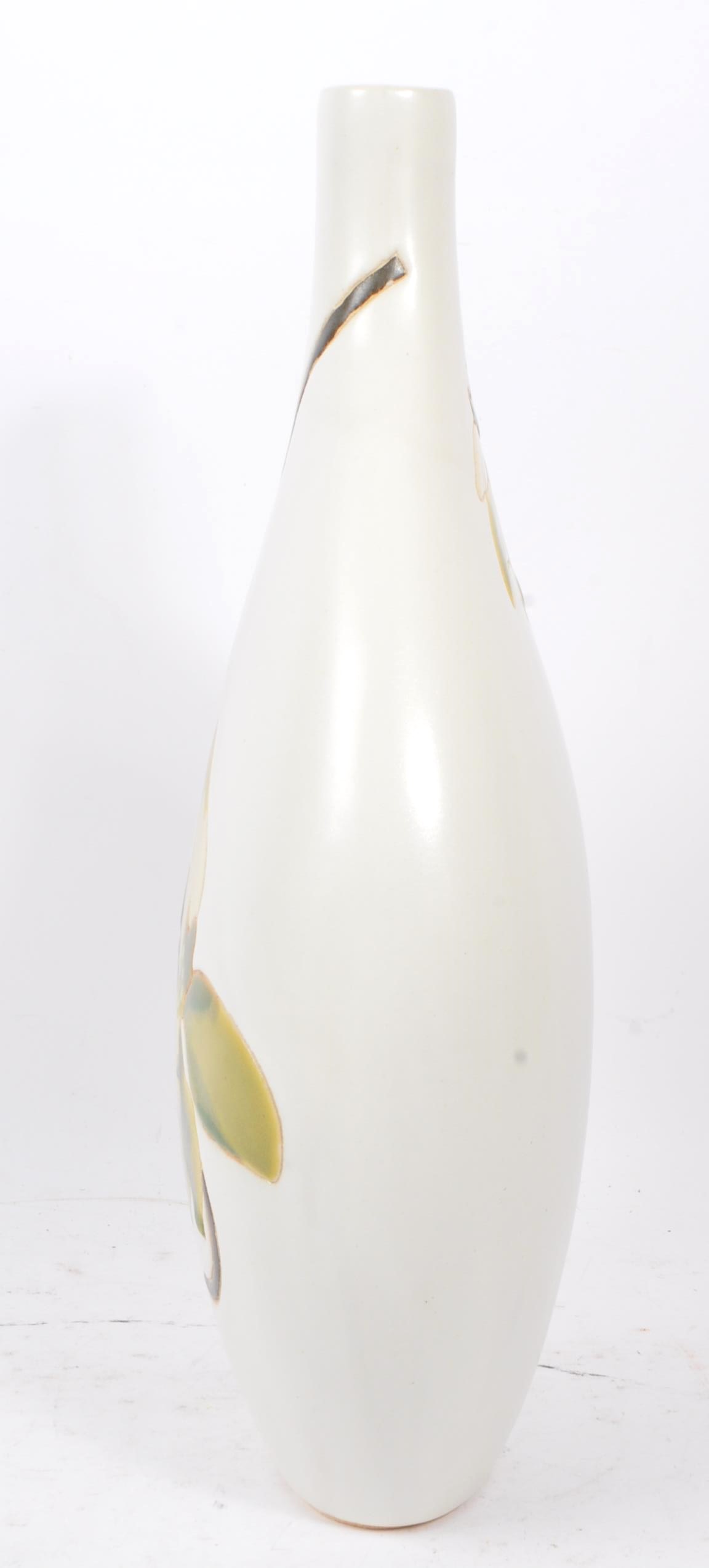 LARGE 20TH CENTURY STUDIO POTTERY VASE - Image 2 of 5