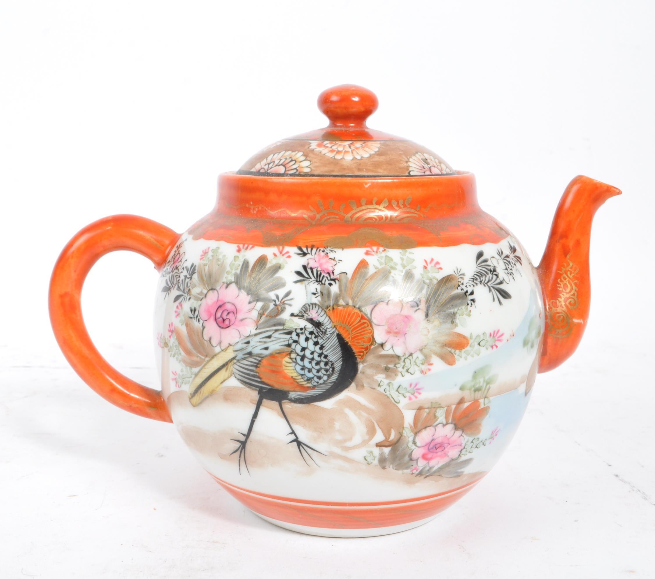 1920S CHINESE TEAPOT WITH ACCOMPANYING JAPANESE TEAPOT - Bild 4 aus 9