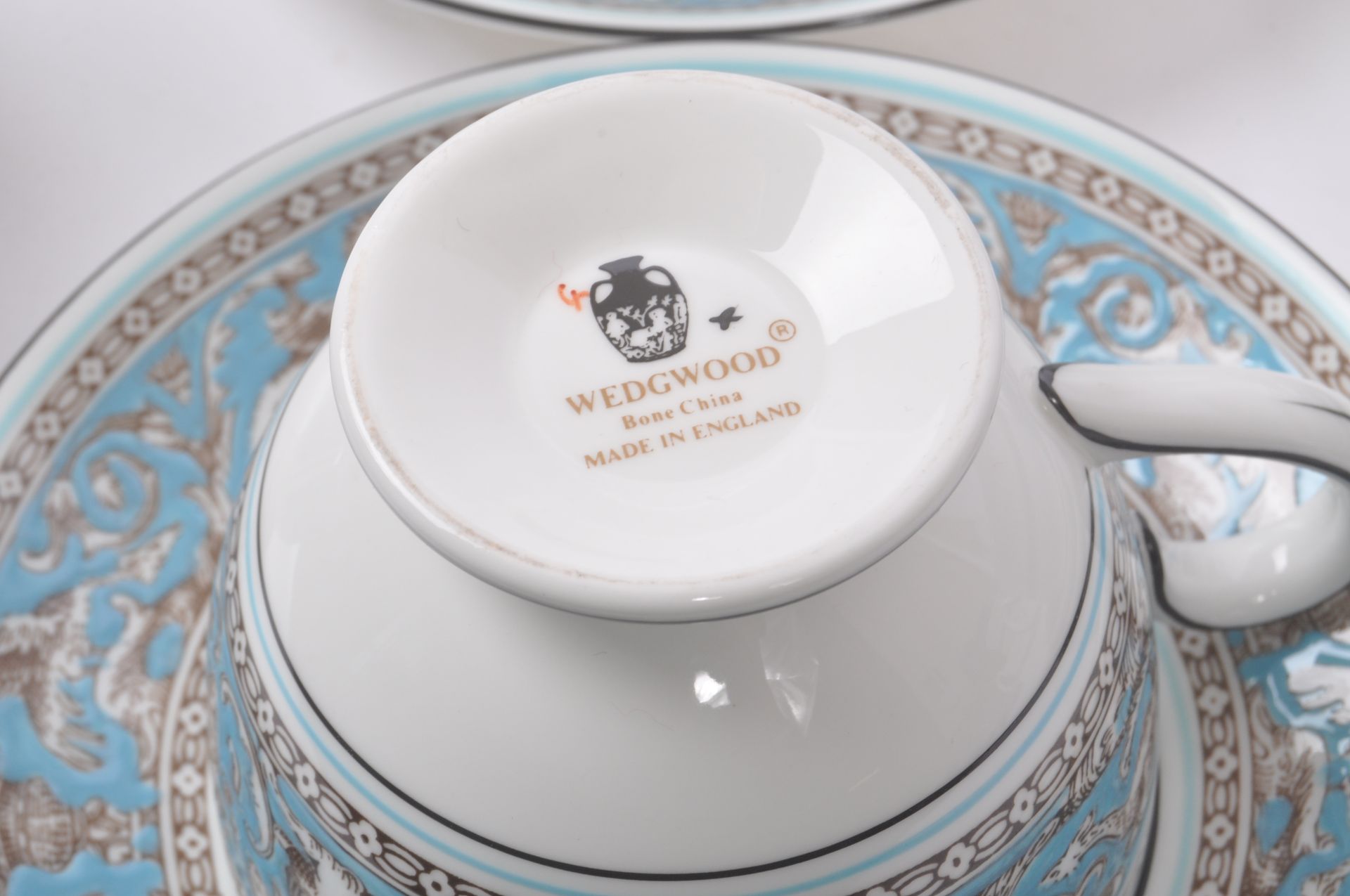 WEDGWOOD - FLORENTINE TEA AND COFFEE SERVICE - Image 11 of 11