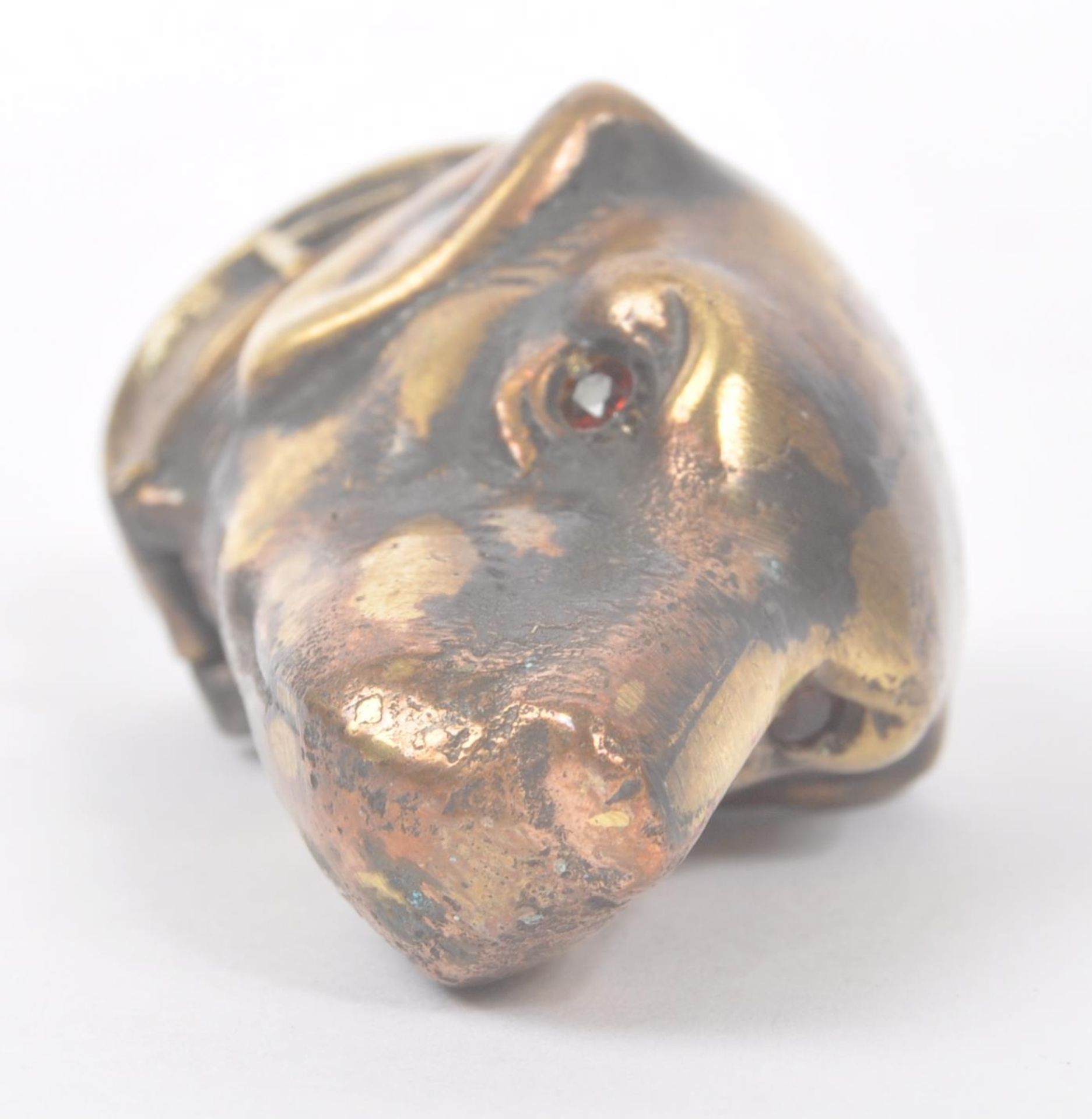 BRASS DOG'S HEAD VESTA CASE WITH RED EYES - Image 2 of 6