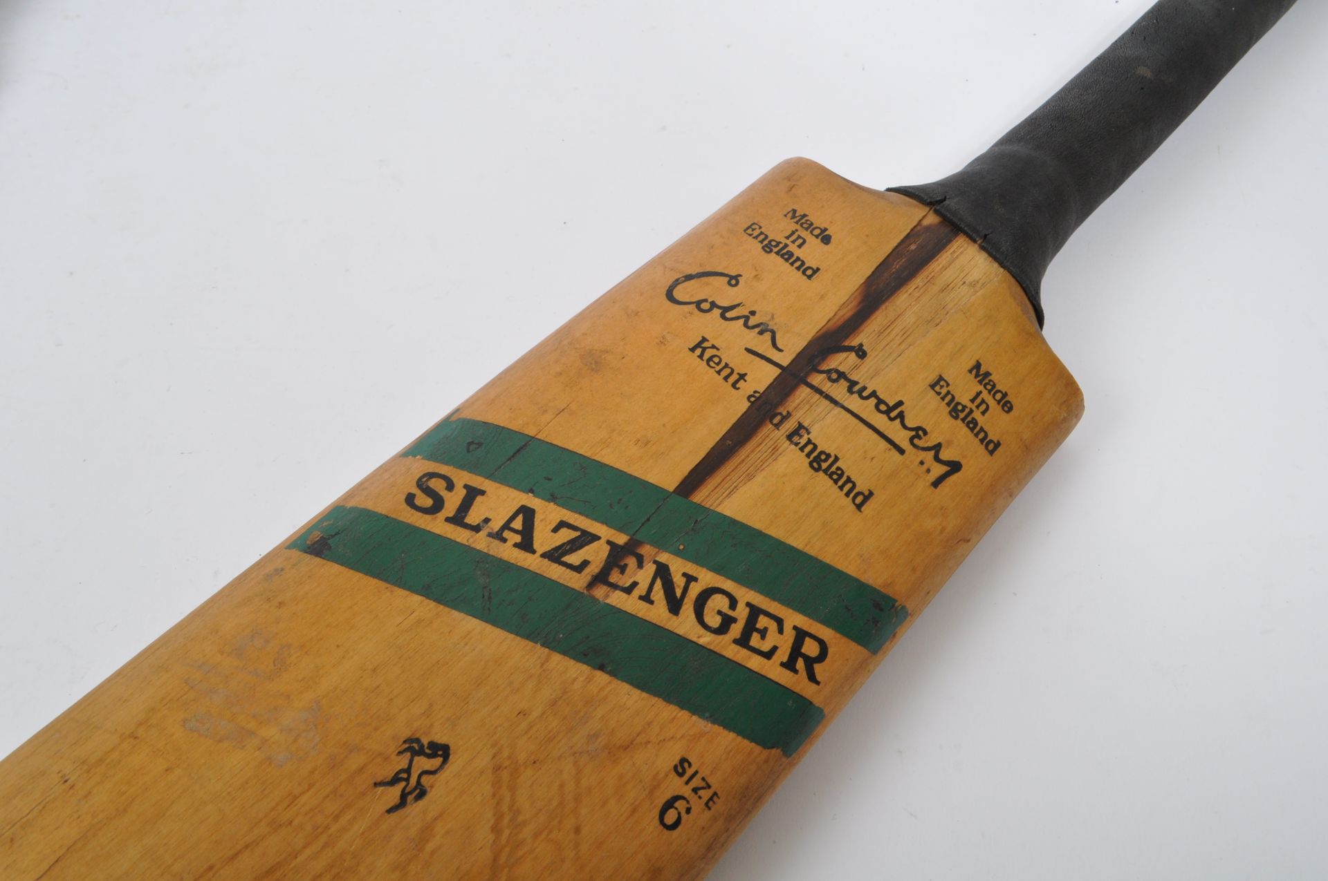 OF SPORTING INTEREST - COLLECTION OF THREE CRICKET BATS - Image 4 of 7