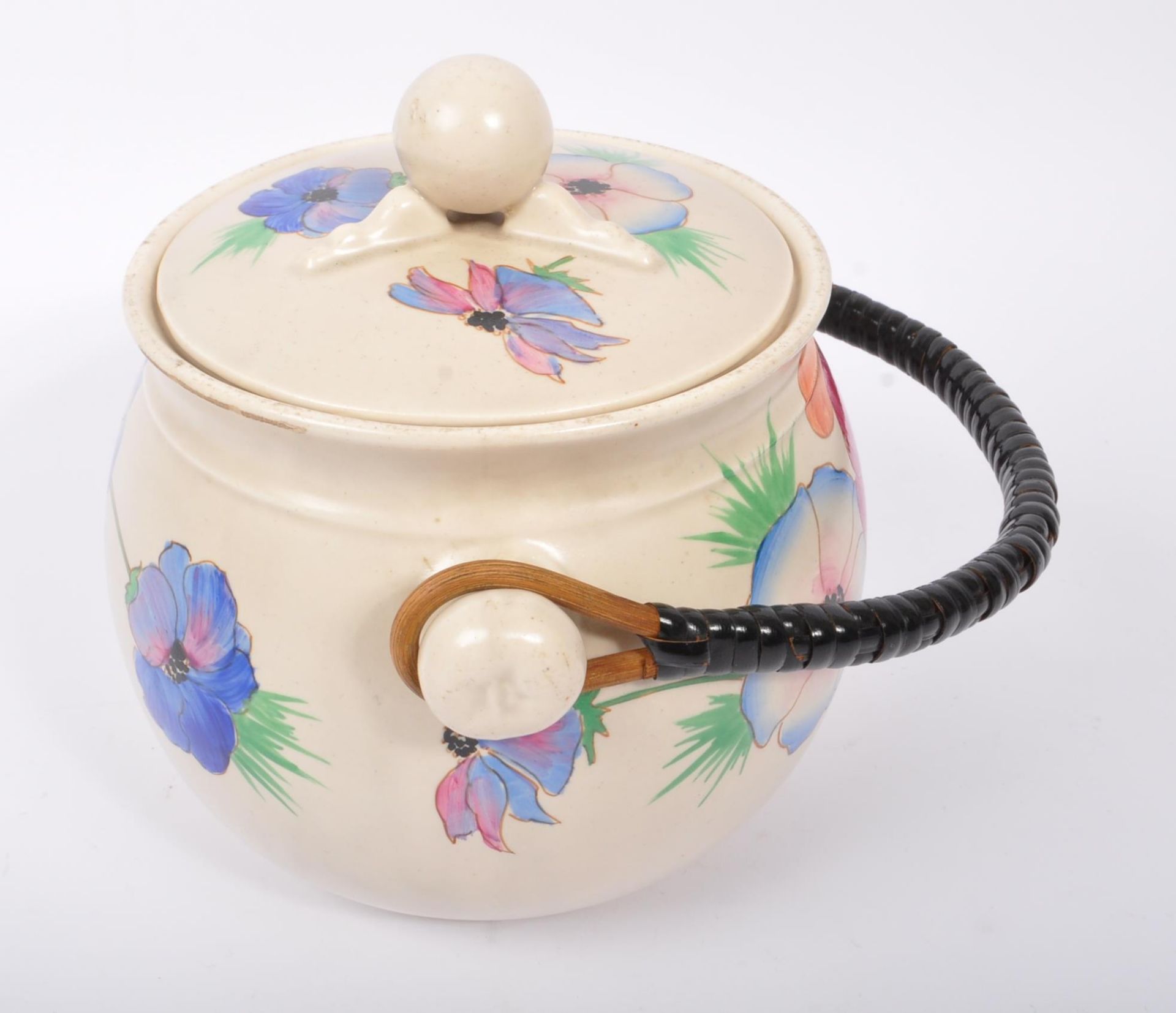 CLARICE CLIFF - MID CENTURY HAND PAINTED CERAMIC CAULDRON - Image 3 of 7