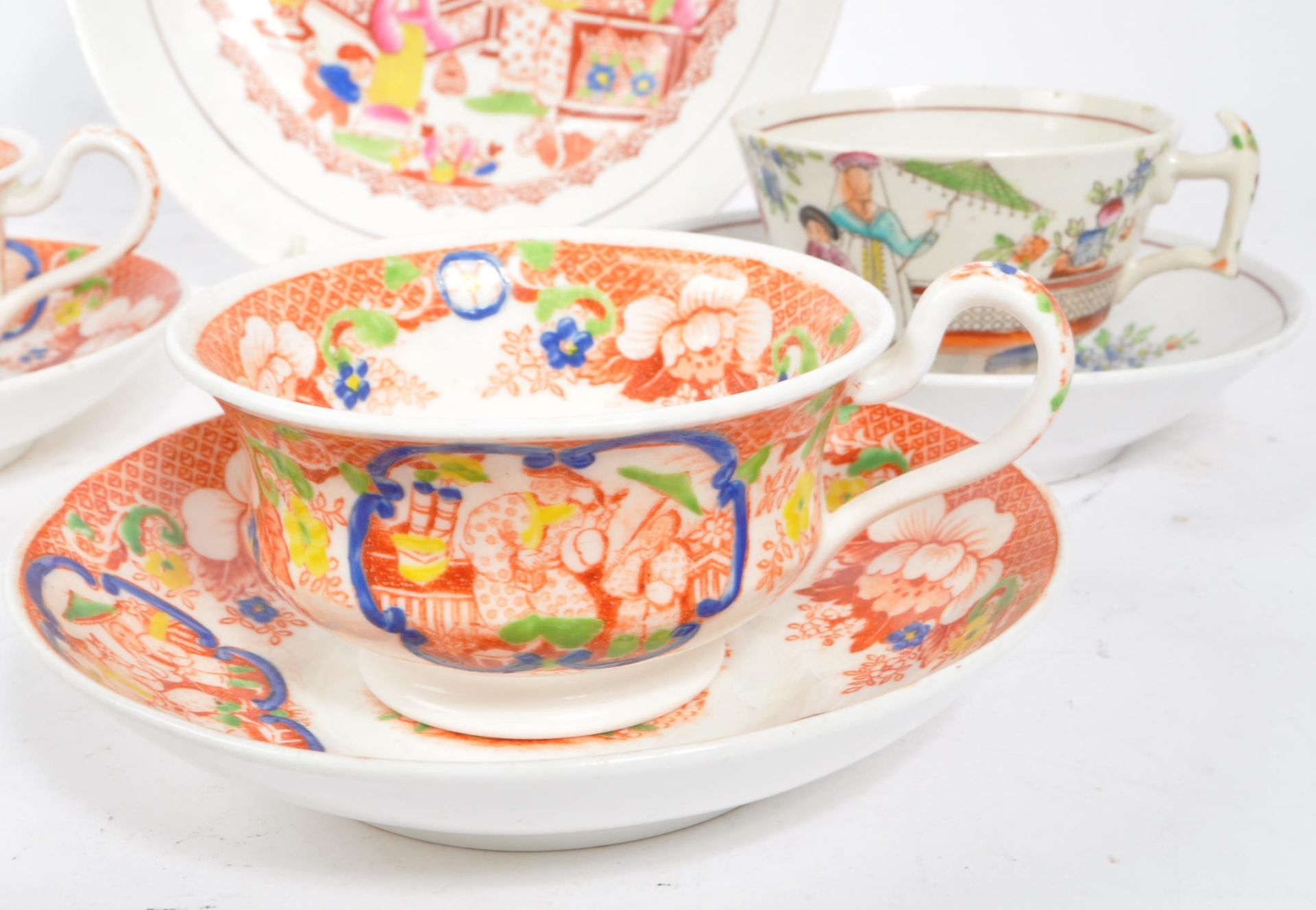 EARLY 19TH CENTURY CHINOISERIE PART TEA SERVICE - Image 2 of 5