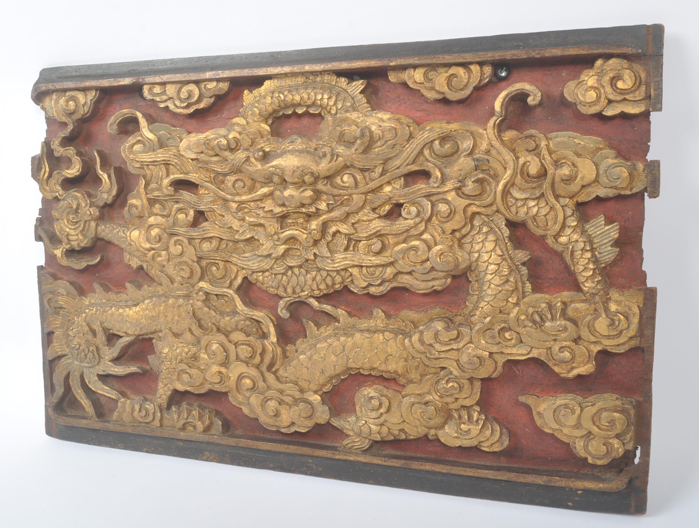 19TH CENTURY CHINESE GILT WOOD DRAGON PANEL - Image 2 of 5