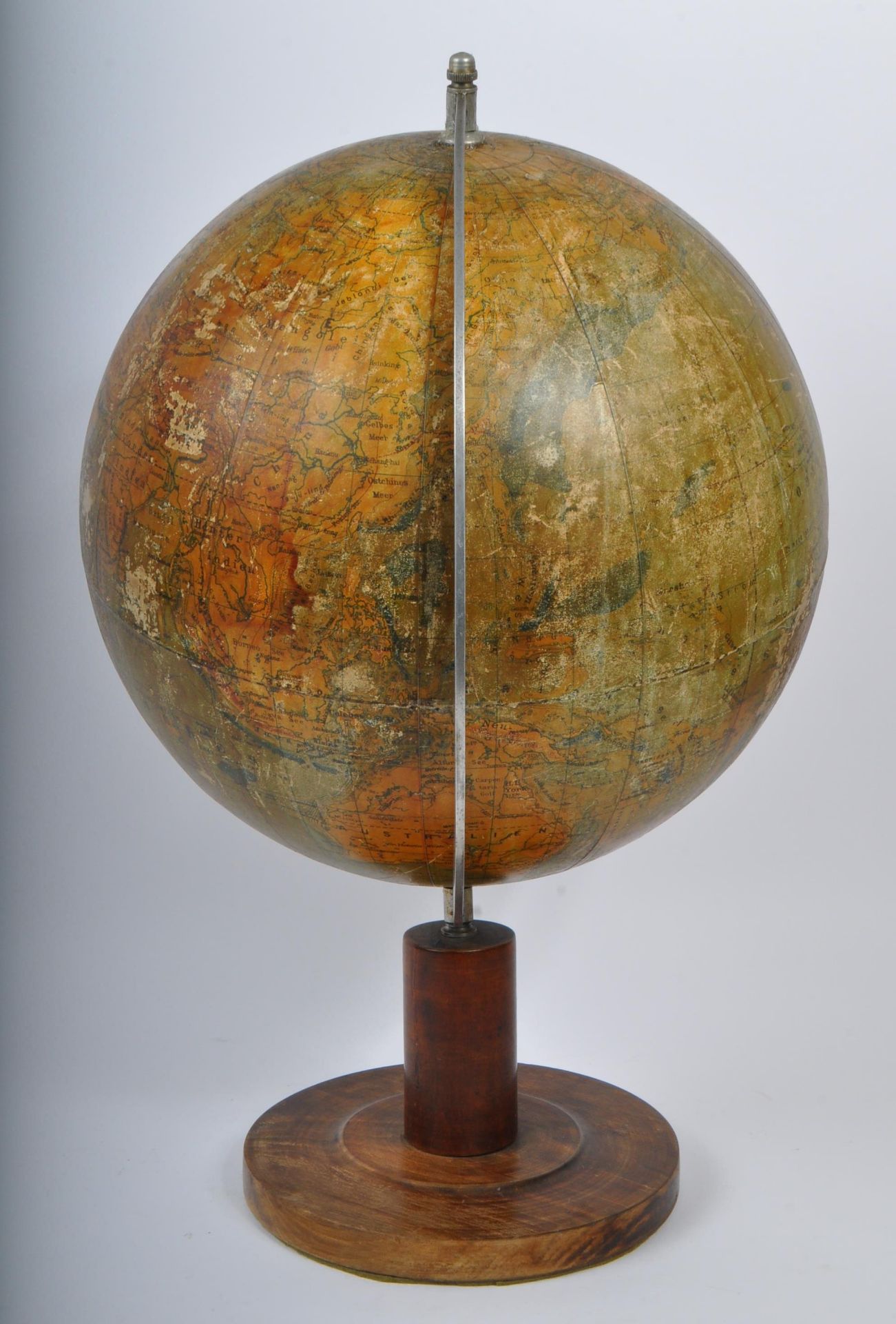 1940S GERMAN ROTATING DESKTOP WORLD GLOBE - Image 2 of 6