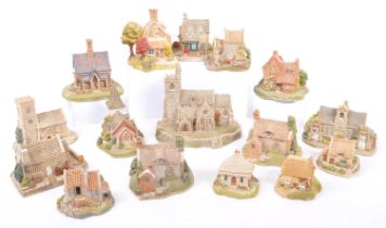 COLLECTION OF VINTAGE LILLIPUT LANE COTTAGES