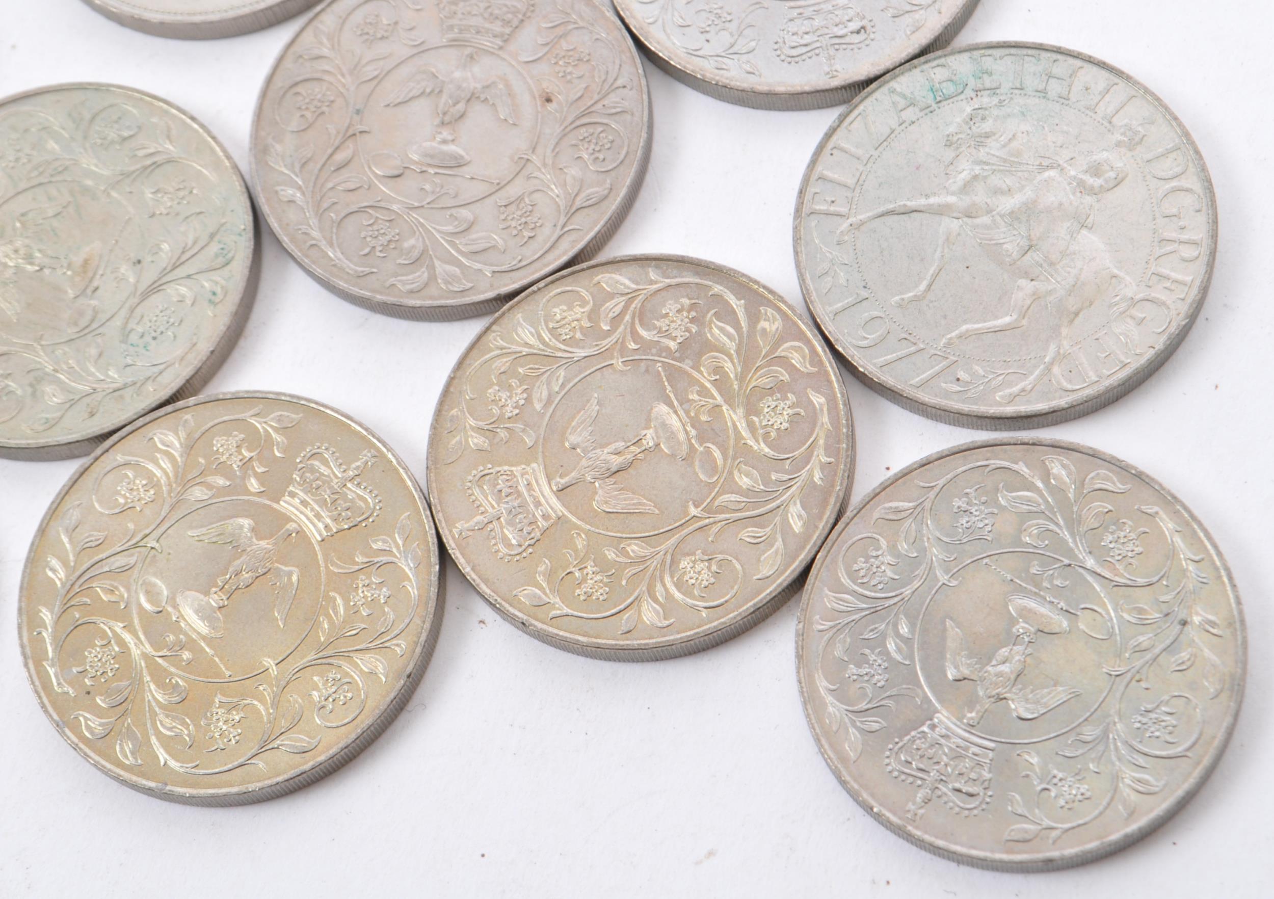COLLECTION OF 24 X BRITISH CURRENCY 'CROWNS' COINAGE - Image 2 of 11
