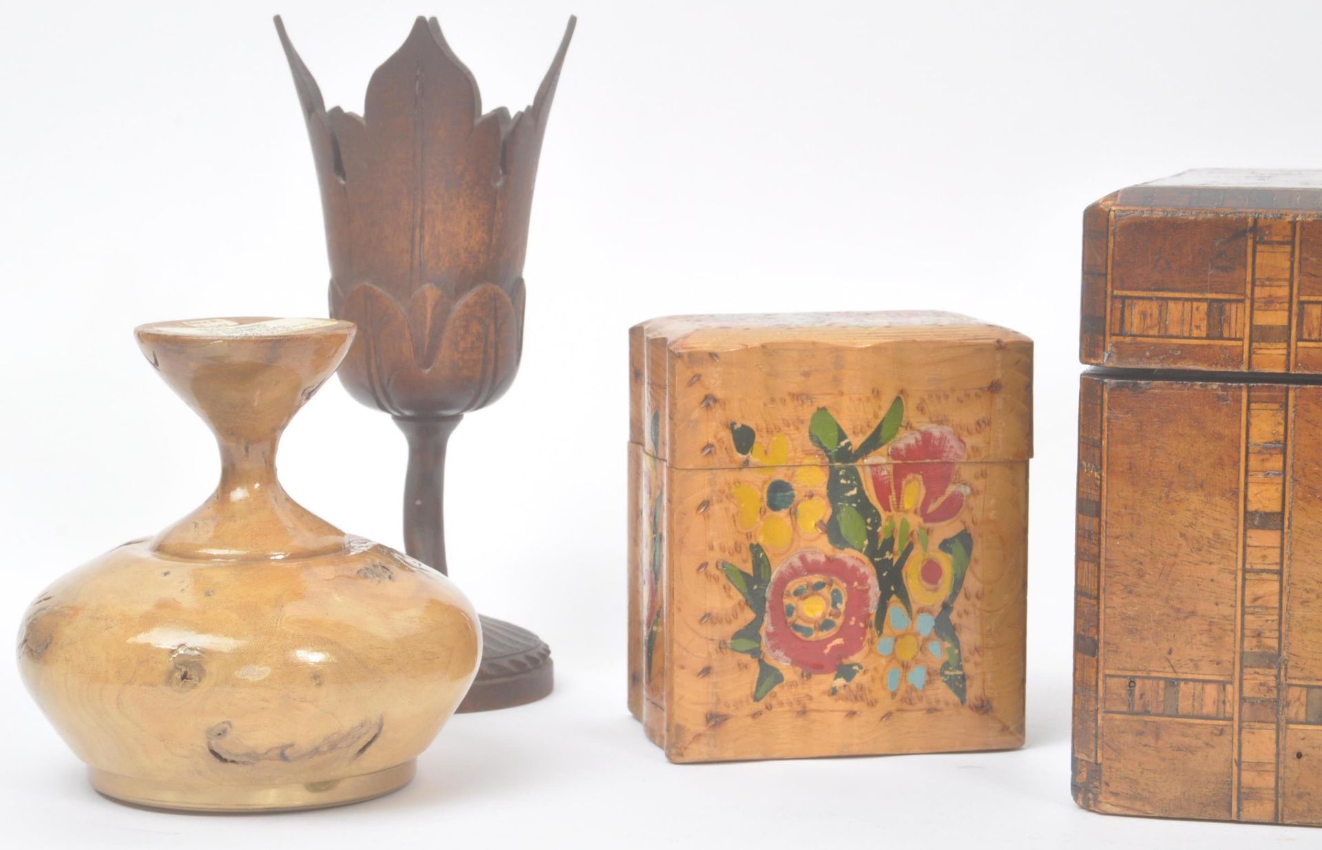 COLLECTION OF TREEN WOODEN HOUSEHOLD ITEMS - Image 5 of 9