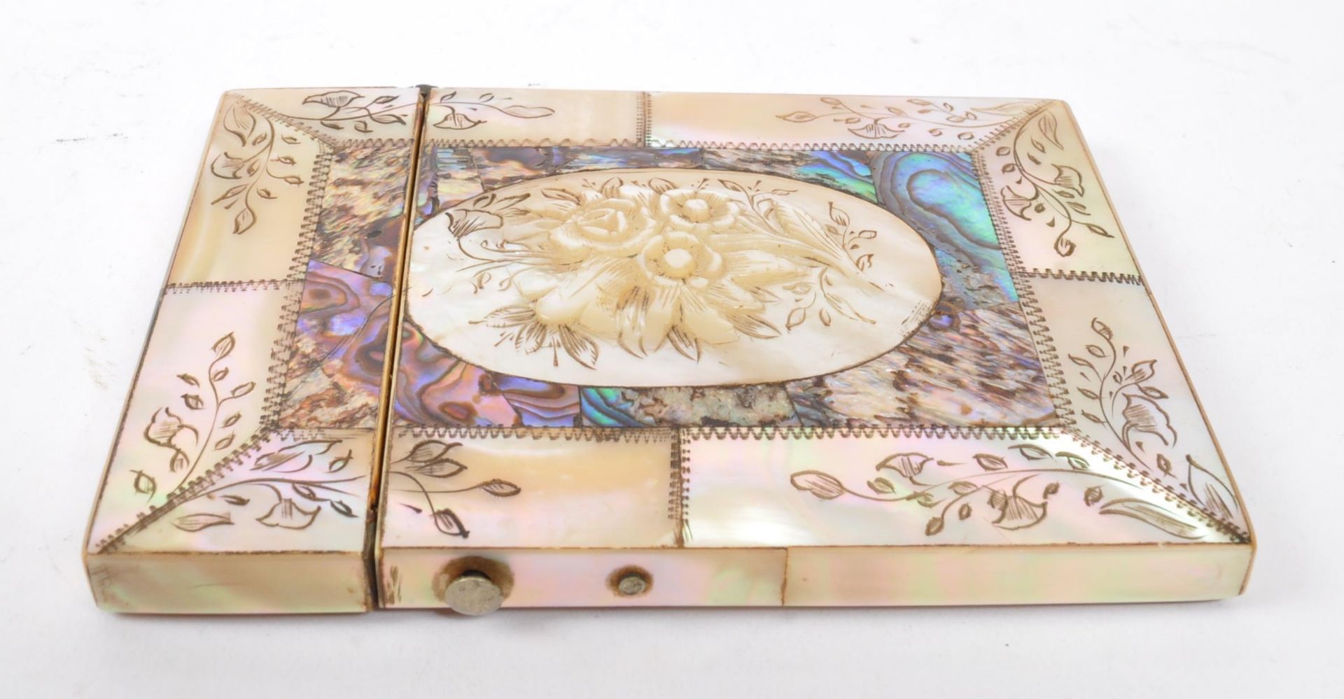 19TH CENTURY MOTHER OF PEARL CALLING CARD CASE - Bild 4 aus 6