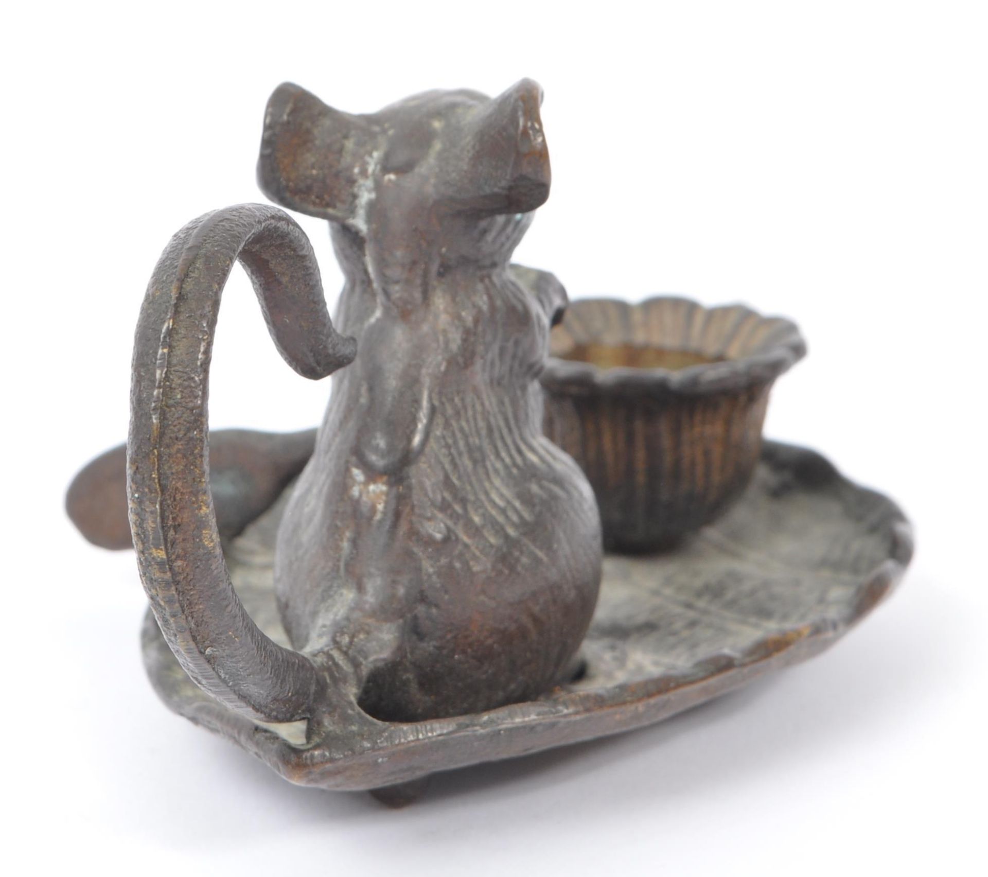 BRONZE MOUSE CANDLESTICK HOLDER / CHAMBER STICK - Bild 4 aus 6