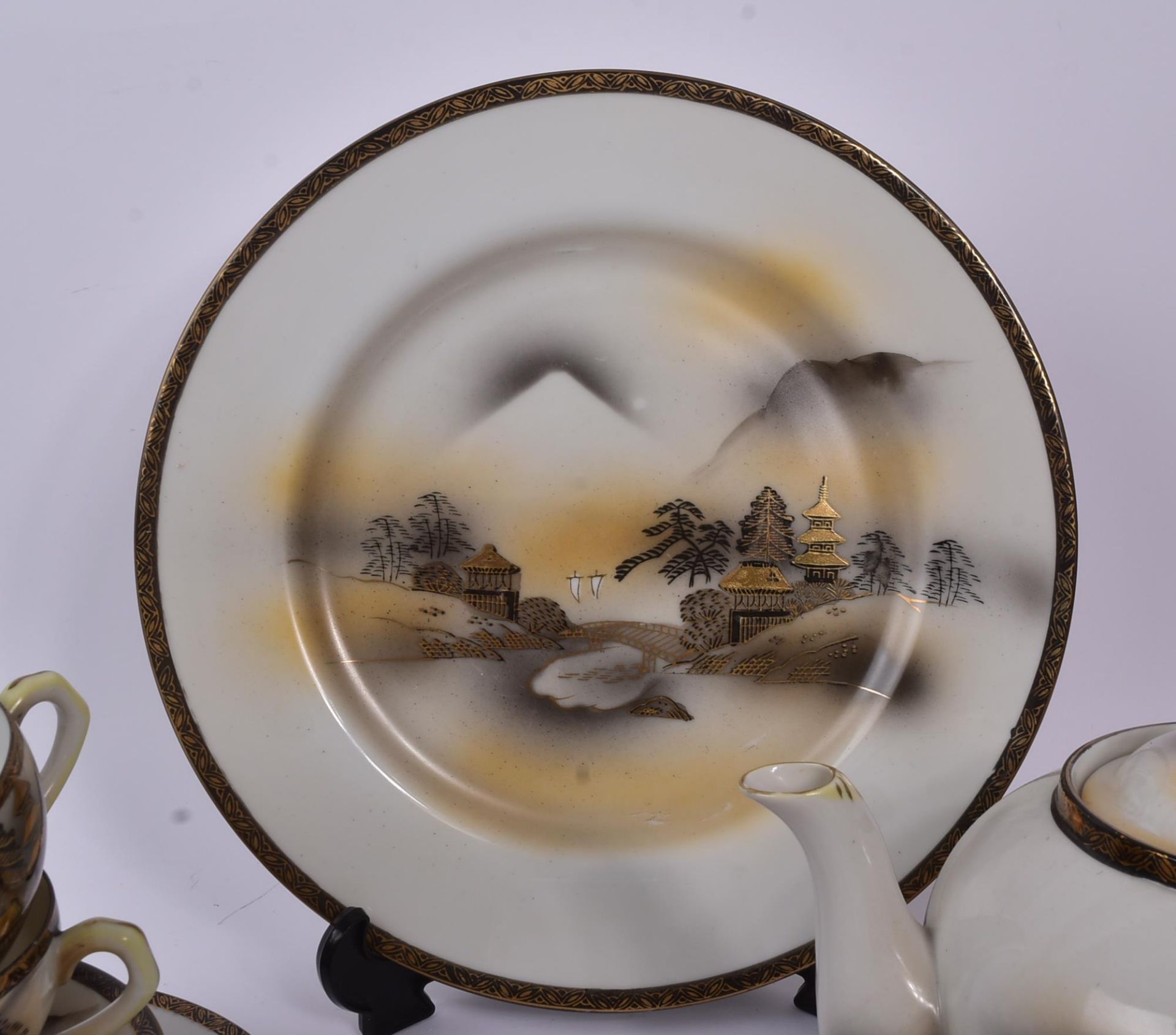 SOKO CHINA - JAPANESE PORCELAIN TEA SERVICE - Image 2 of 7