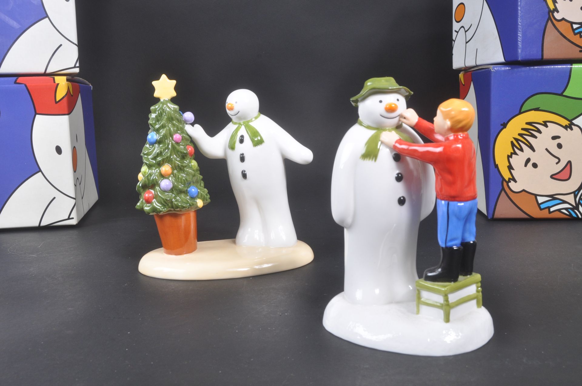 COALPORT CHARACTERS - THE SNOWMAN - FOUR PORCELAIN FIGURES - Bild 4 aus 6