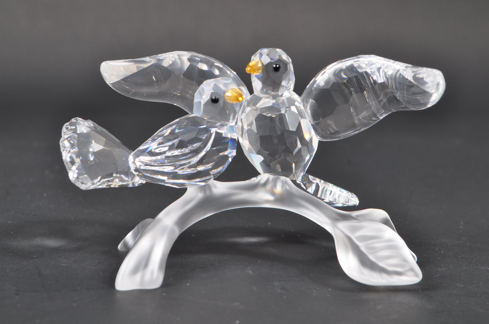 SWAROVSKI - COLLECTION OF CRYSTAL BIRD FIGURES - Image 4 of 11