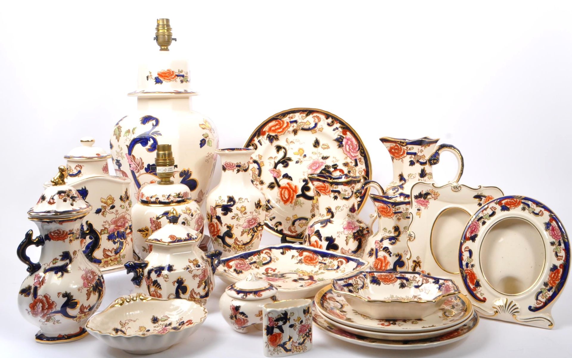 MASON'S - COLLECTION OF MANDALAY PATTERN PORCELAIN ITEMS