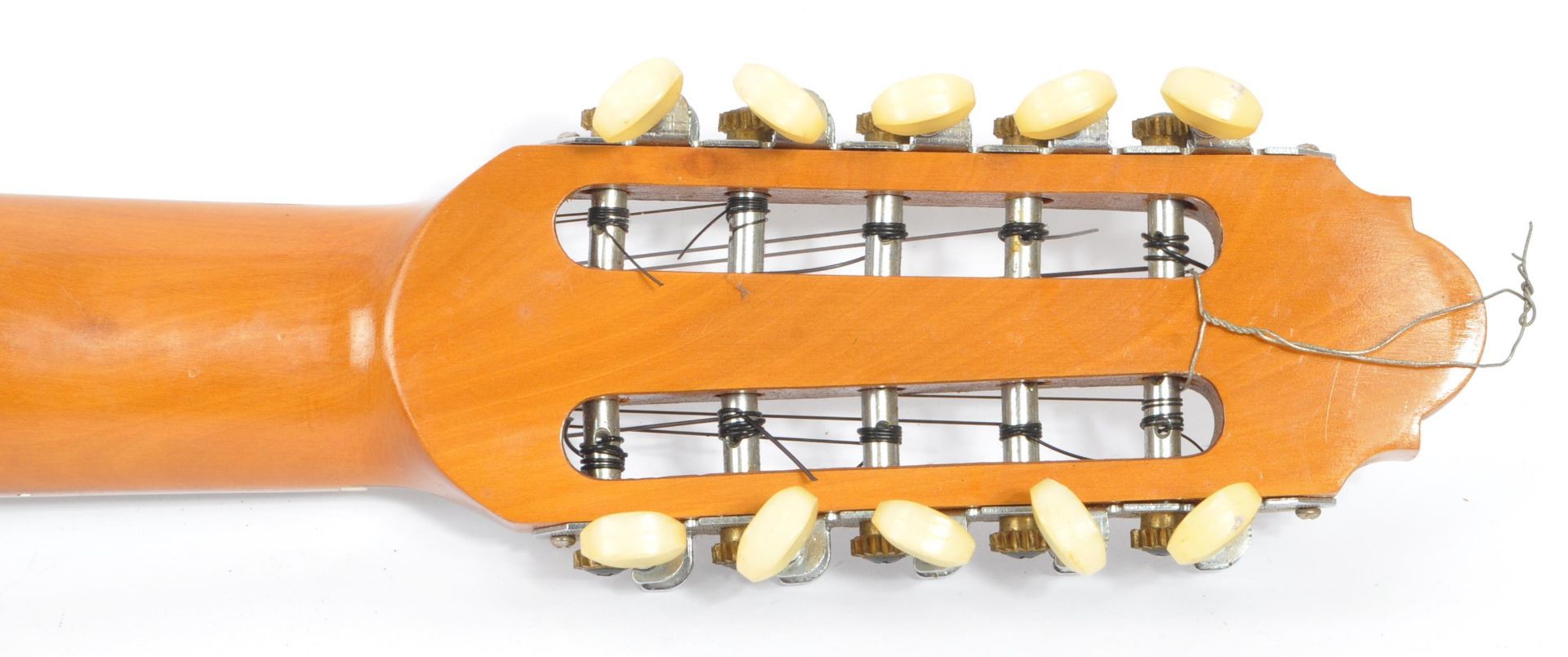 TEN STRING SOUTH AMERICAN ELECTRIC CHARANGO GUITAR - Image 6 of 6