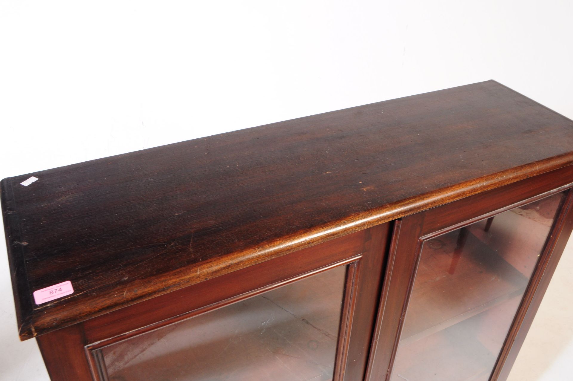 19TH CENTURY VICTORIAN MAHOGANY GLAZED BOOKCASE - Image 3 of 4