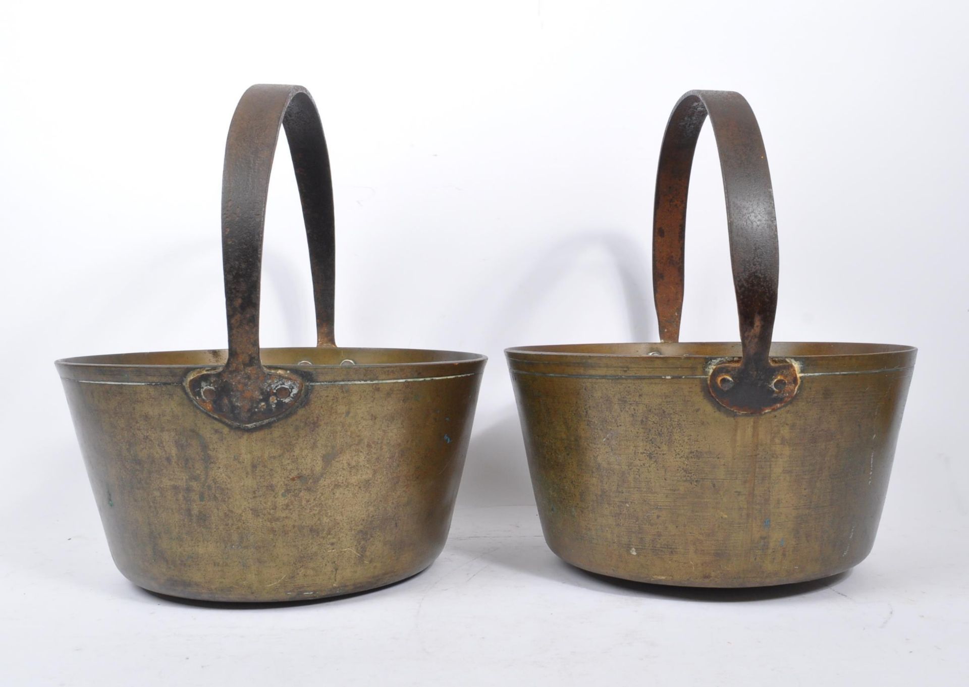 TWO 19TH CENTURY VICTORIAN BRASS JAM PANS - Image 3 of 6