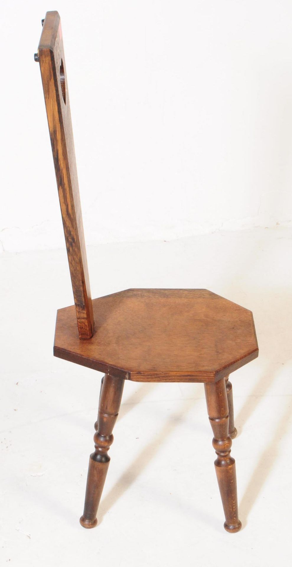 20TH CENTURY SCOTTISH OAK SPINNING SEWING CHAIR - Image 4 of 5