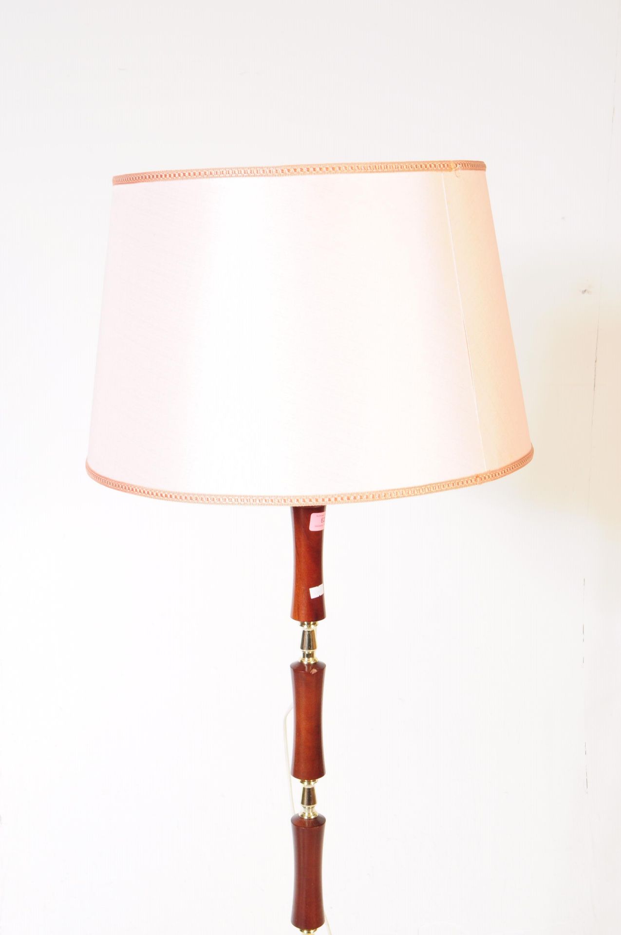 BRITISH MODERN DESIGN - MID CENTURY STANDARD LAMP - Image 4 of 4