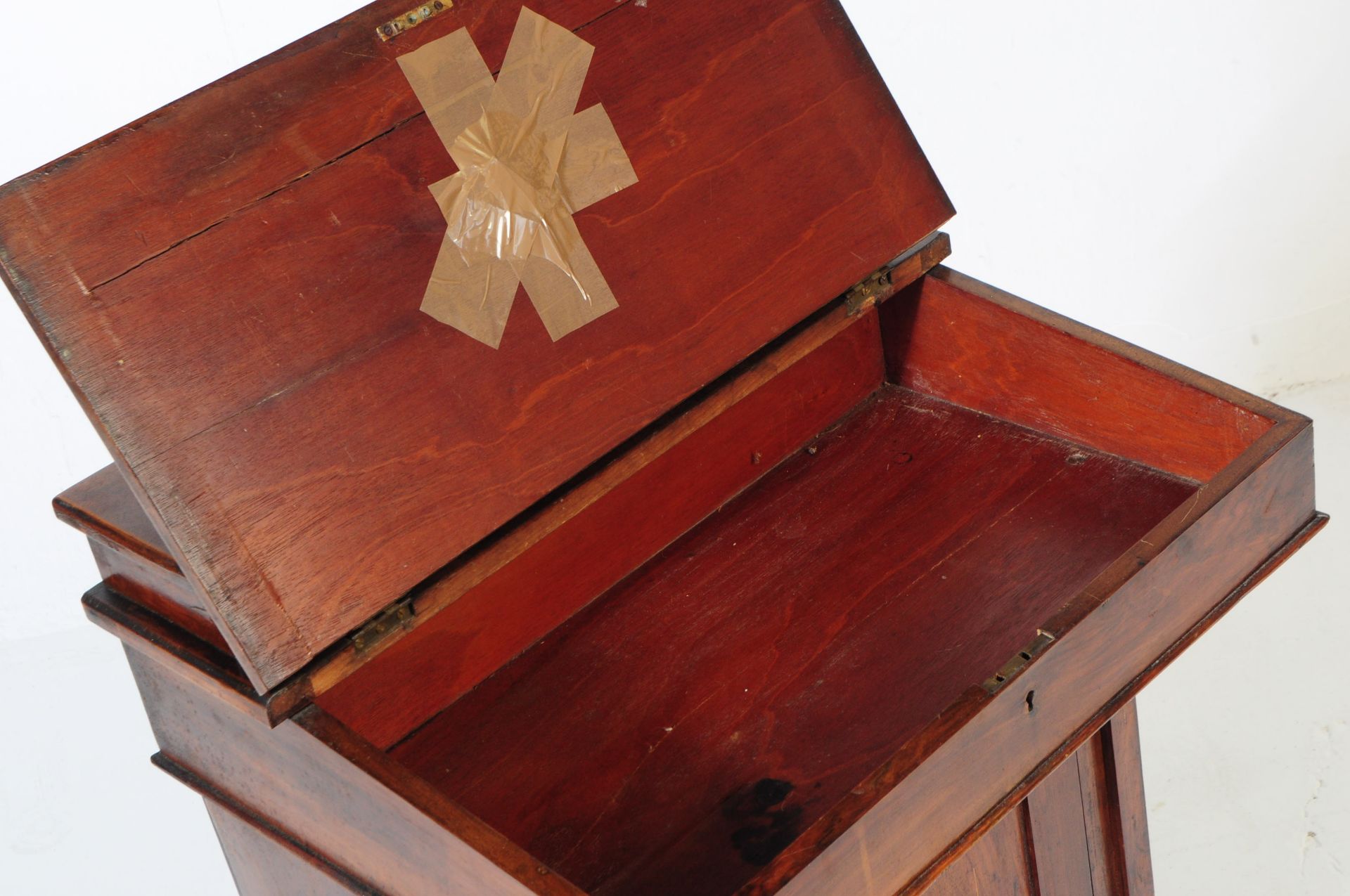 EDWARDIAN MAHOGANY DAVENPORT WRITING DESK - Image 3 of 7